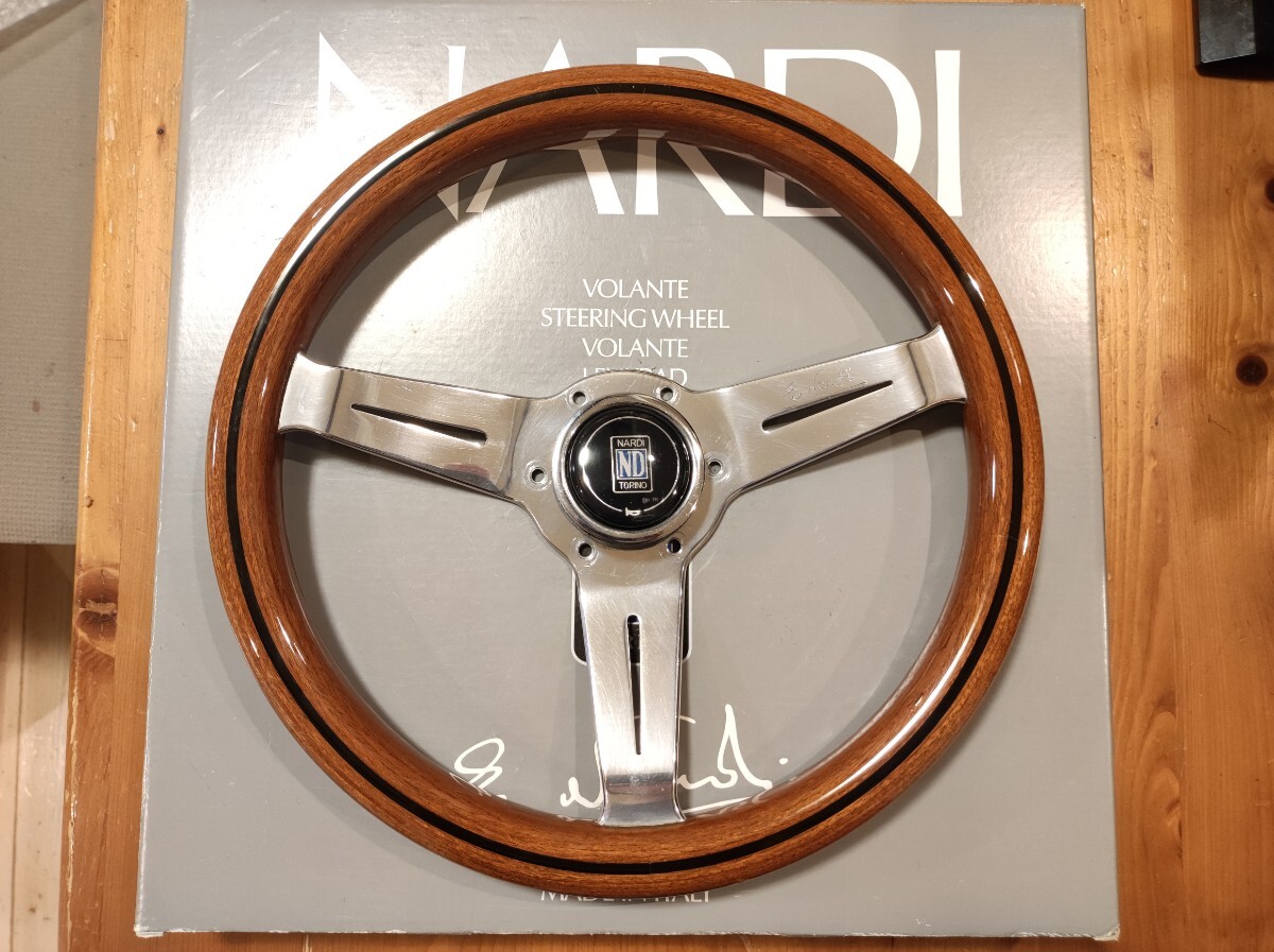 NARDI ナルディクラシック 33パイホーンボタン リング付き|車 NARDI ナルディクラシック 33パイホーンボタン リング付き|車