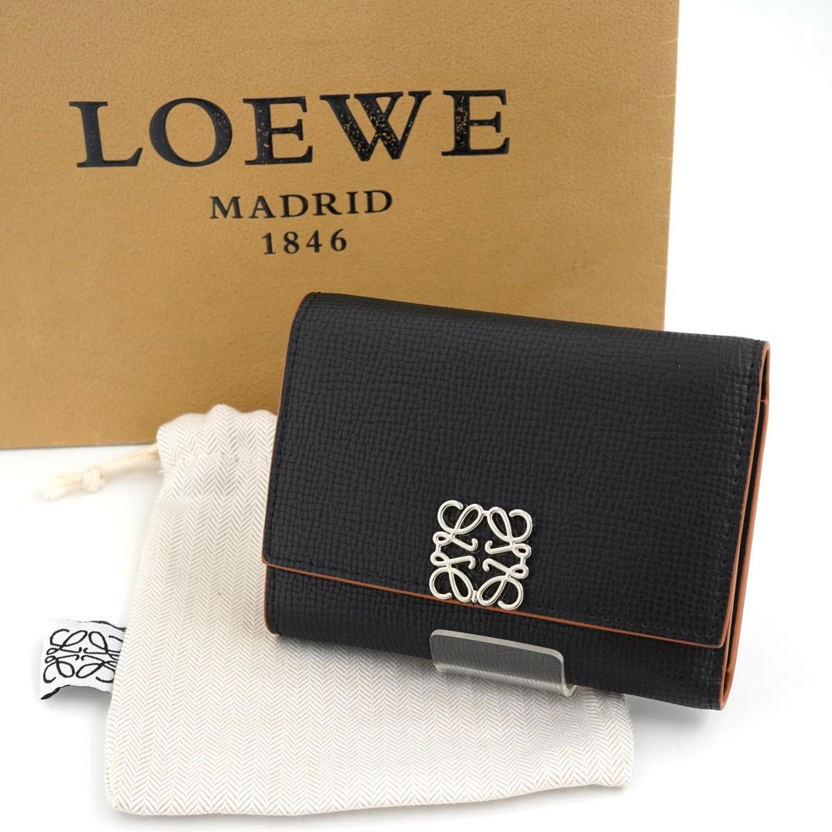 新品未使用】LOEWE ロエベ ミニ財布 アナグラム トライ 新品未使用】LOEWE ロエベ ミニ財布 アナグラム トライ