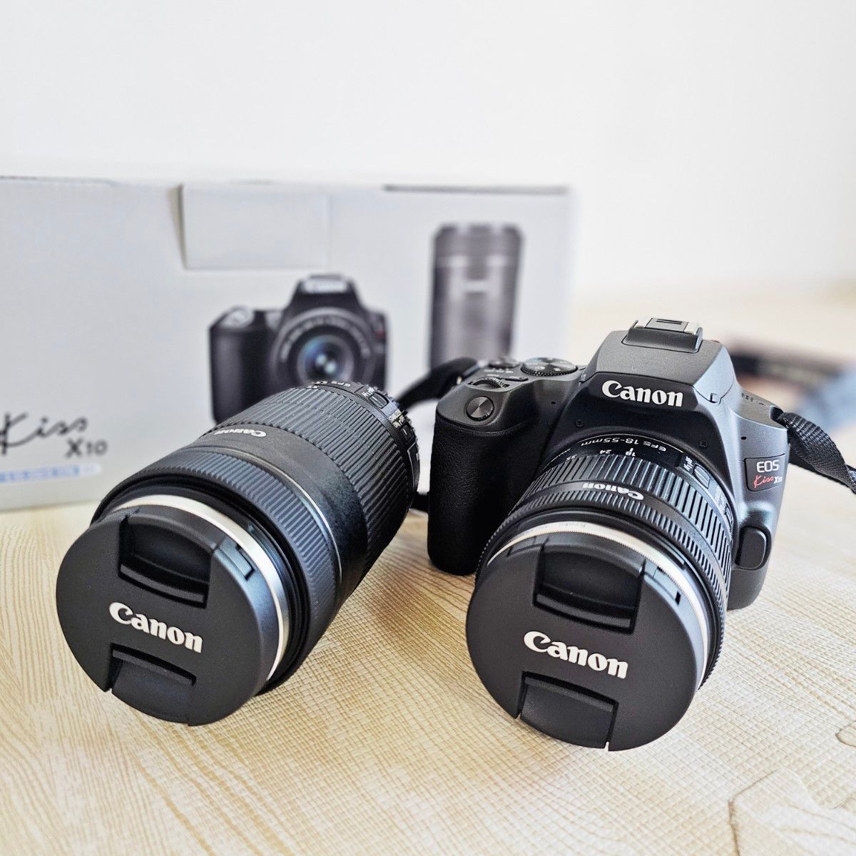 Canon EOS kiss x10 ダブルズームキット デジタル一眼レフカメラ Canon EOS kiss x10 ダブルズームキット デジタル一眼レフカメラ