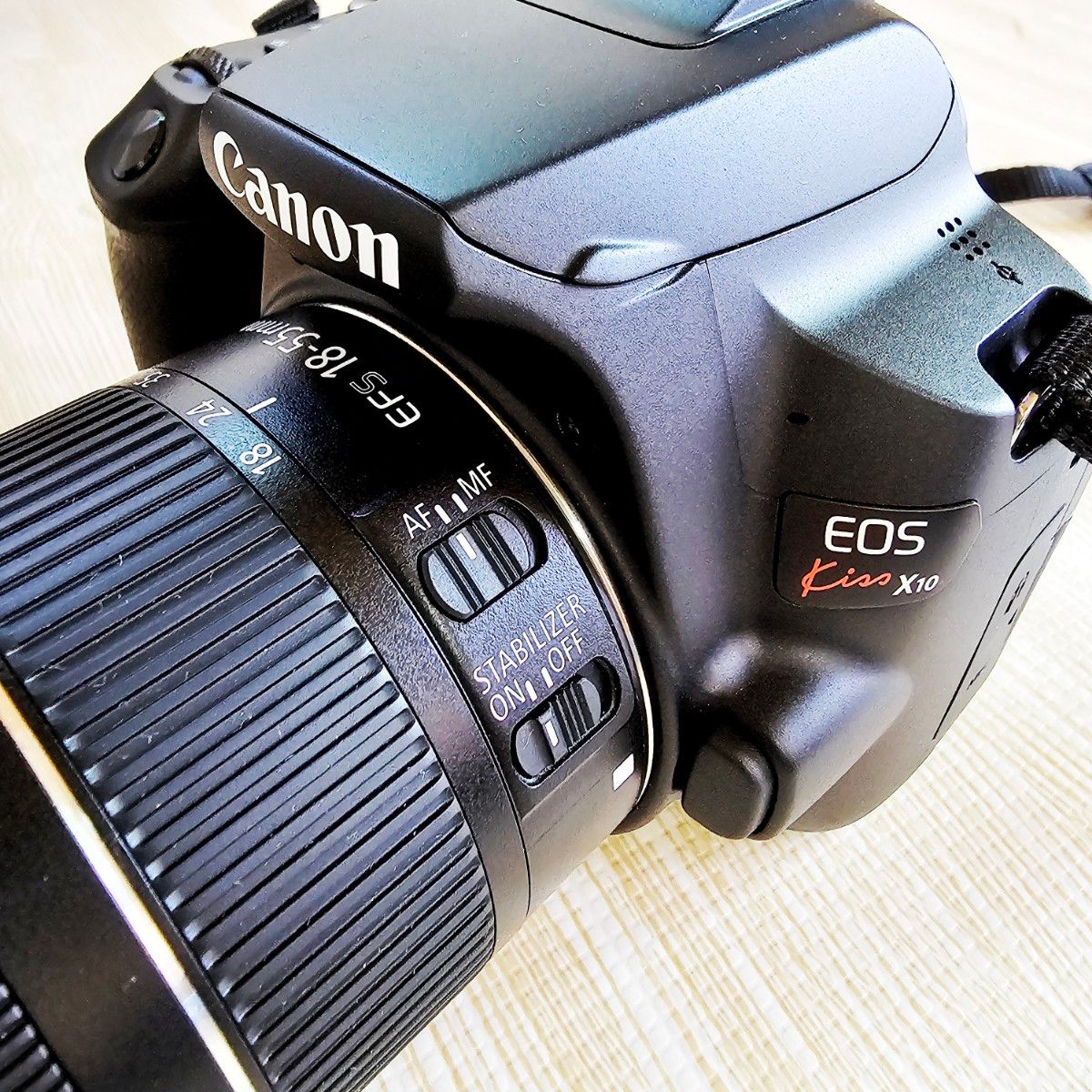 Canon EOS kiss x10 ダブルズームキット デジタル一眼レフカメラ Canon EOS kiss x10 ダブルズームキット デジタル一眼レフカメラ
