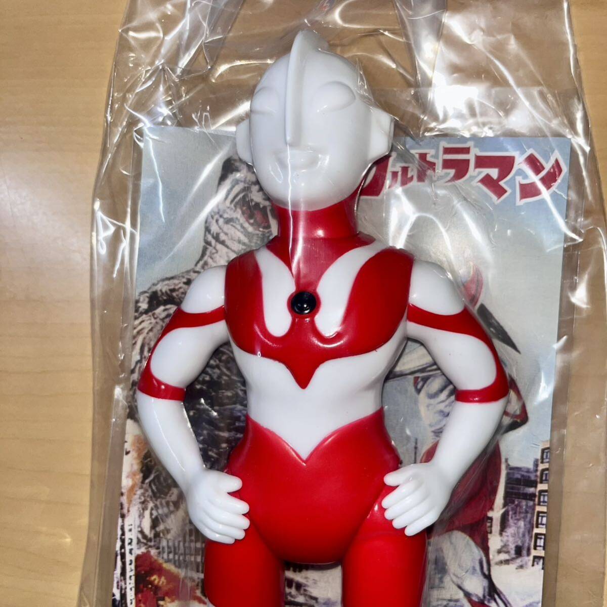 マルサン ウルトラマン 450 JALカラーver. 白×赤 ビックサイズ マルサン ウルトラマン 450 JALカラーver. 白×赤 ビックサイズ