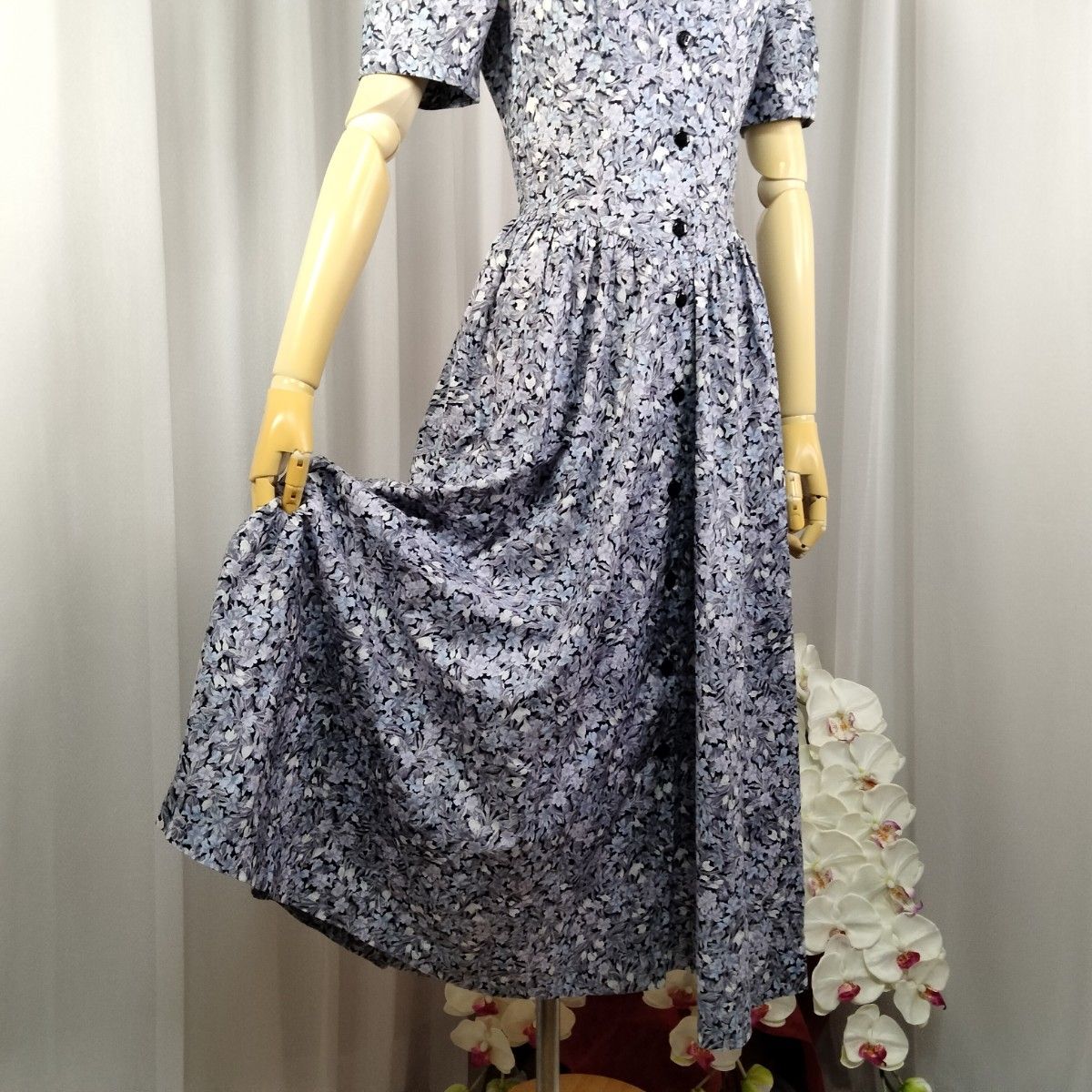 未使用品に近い】7号 ローラアシュレイ 花柄 リバティ柄 綿 未使用品に近い】7号 ローラアシュレイ 花柄 リバティ柄 綿