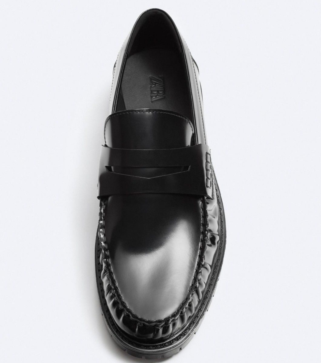 ZARA ギャザーレザーローファー 44|Yahoo!フリマ(旧PayPayフリマ) ZARA ギャザーレザーローファー 44|Yahoo!フリマ(旧PayPayフリマ)