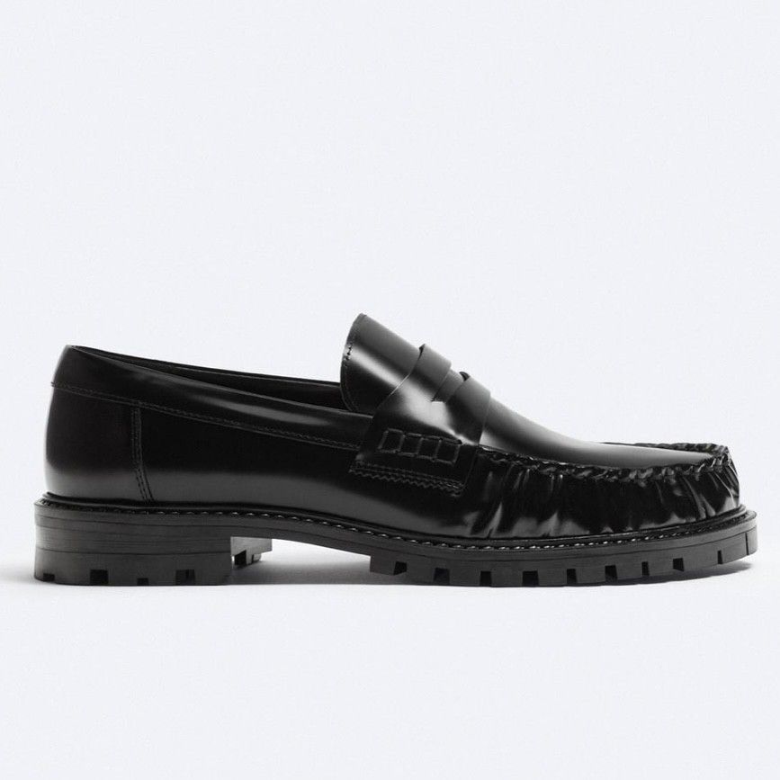 ZARA ギャザーレザーローファー 44|Yahoo!フリマ(旧PayPayフリマ) ZARA ギャザーレザーローファー 44|Yahoo!フリマ(旧PayPayフリマ)