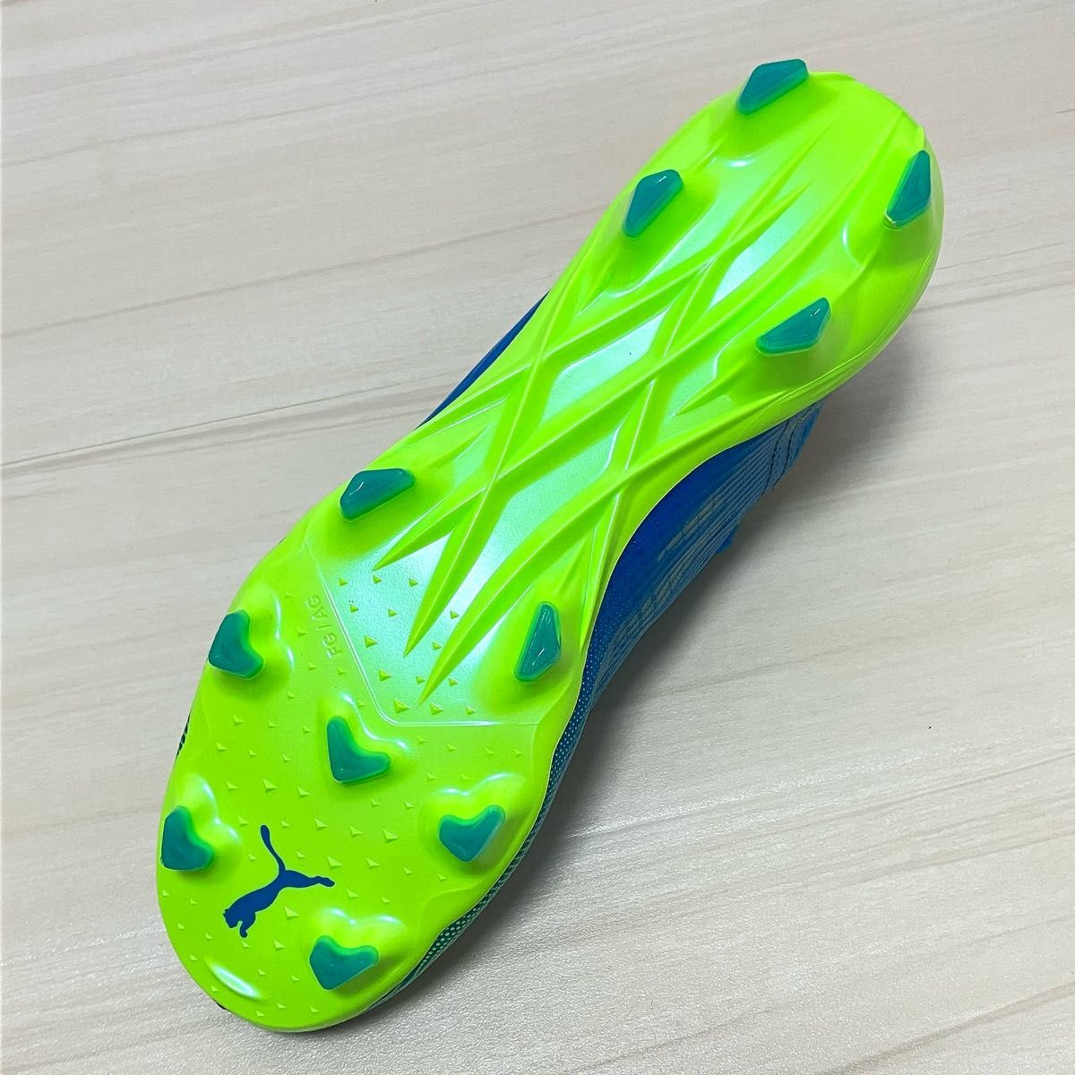 世界120足限定 PUMA プーマ ウルトラ1 4 KUN FG/AG / アグエロ 世界120足限定 PUMA プーマ ウルトラ1 4 KUN FG/AG / アグエロ