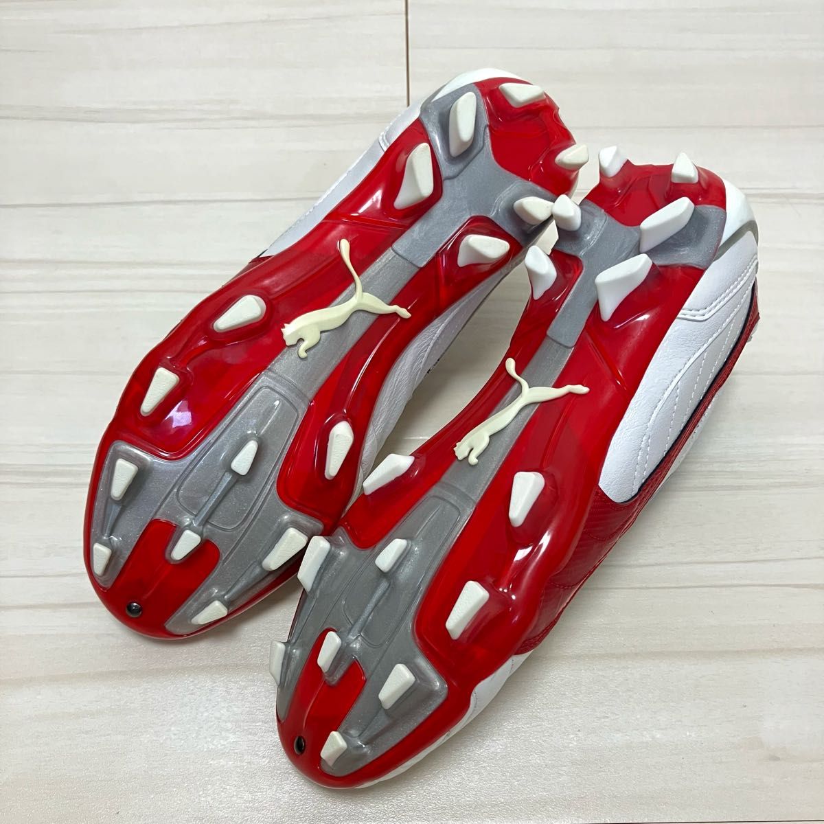 未使用 PUMA プーマ パワーキャット J SP FG 24 0cm 白 赤 未使用 PUMA プーマ パワーキャット J SP FG 24 0cm 白 赤