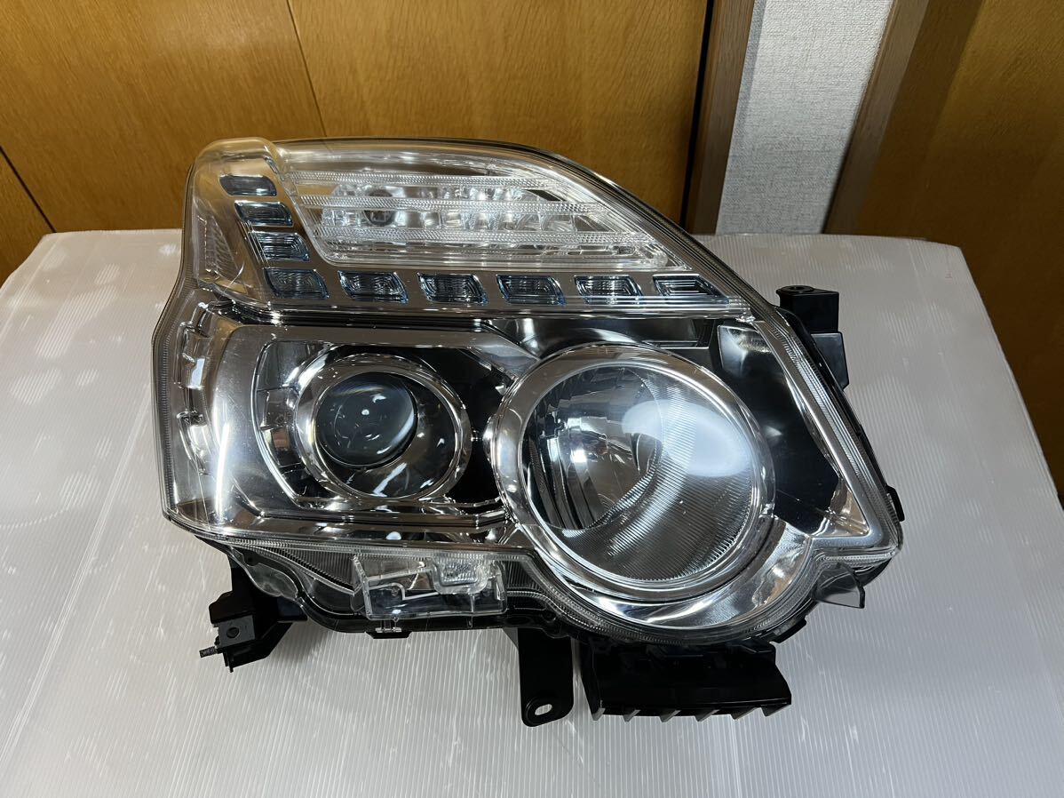 送料無料 特価 日産純正 T31 NT31 エクストレイル 後期 ハロゲン 送料無料 特価 日産純正 T31 NT31 エクストレイル 後期 ハロゲン