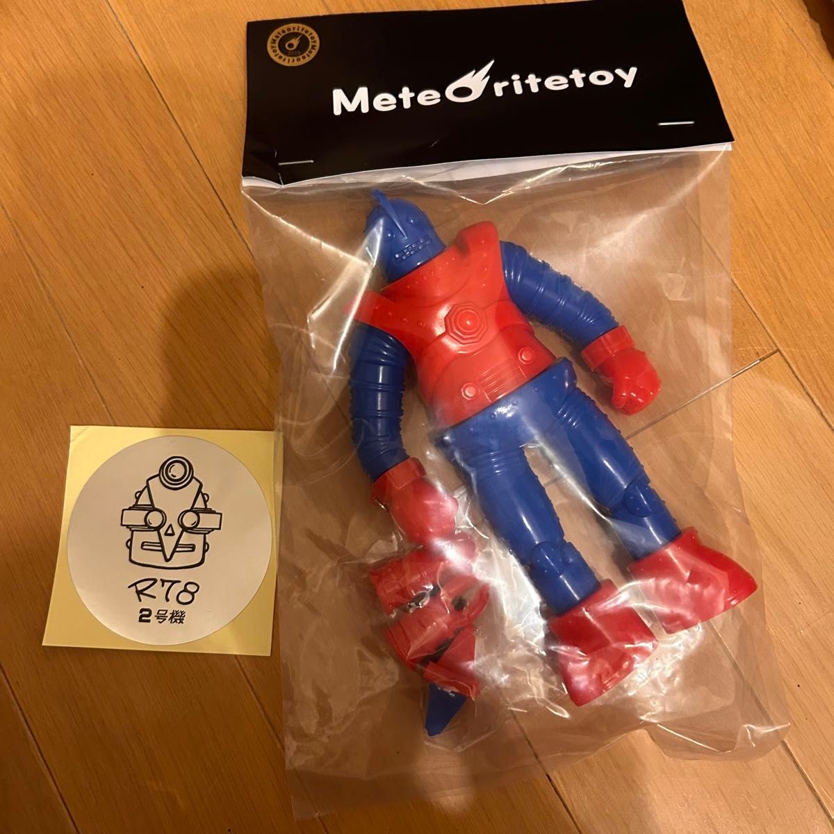 meteoritetoy メテオライトトイ ロボットソフビ フィギュア 新品 meteoritetoy メテオライトトイ ロボットソフビ フィギュア 新品