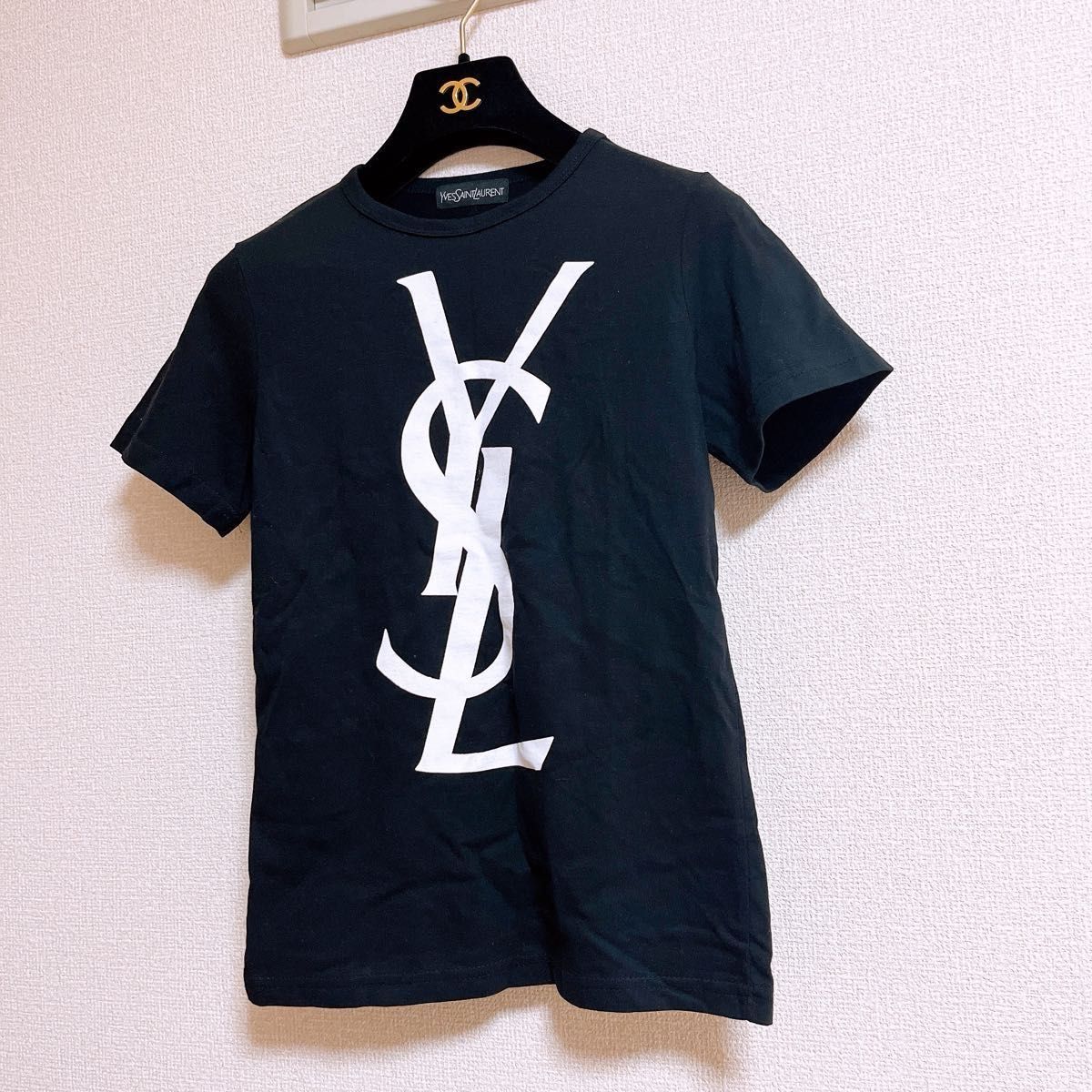 即購入大歓迎^ ^【美品】イヴ・サンローラン ロゴTシャツ 即購入大歓迎^ ^【美品】イヴ・サンローラン ロゴTシャツ