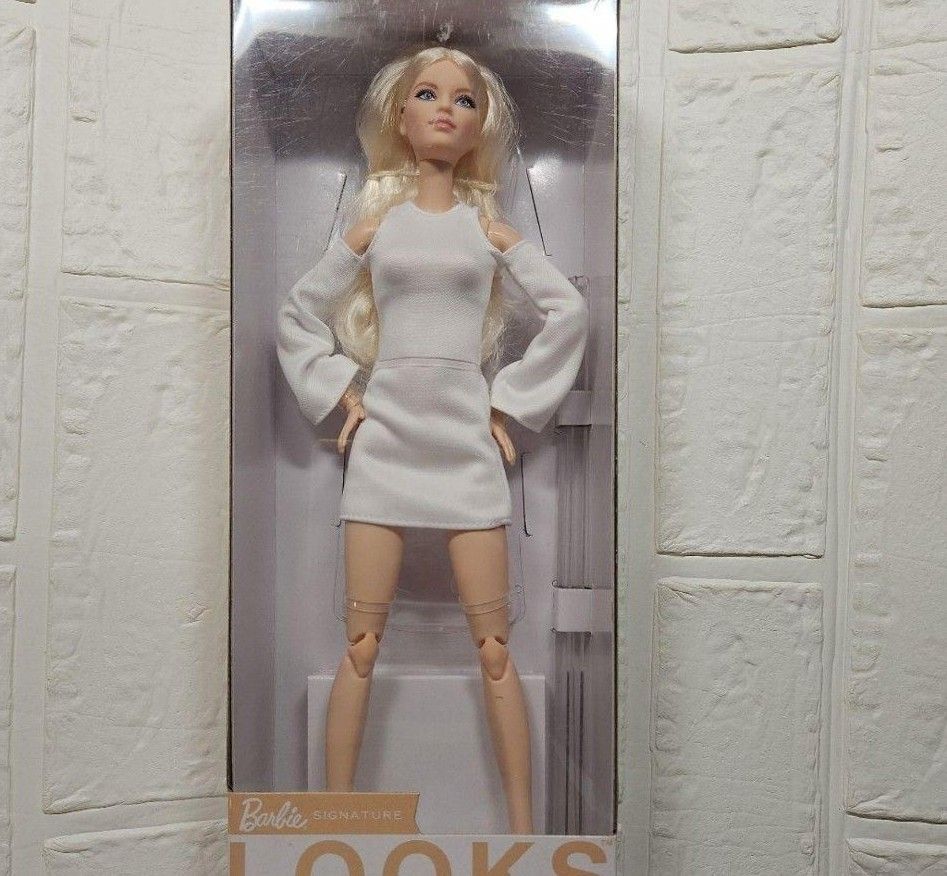 ファッションなデザイン 2021年バービー ルックス 『 #6 プラチナブロンド』 Barbie その他