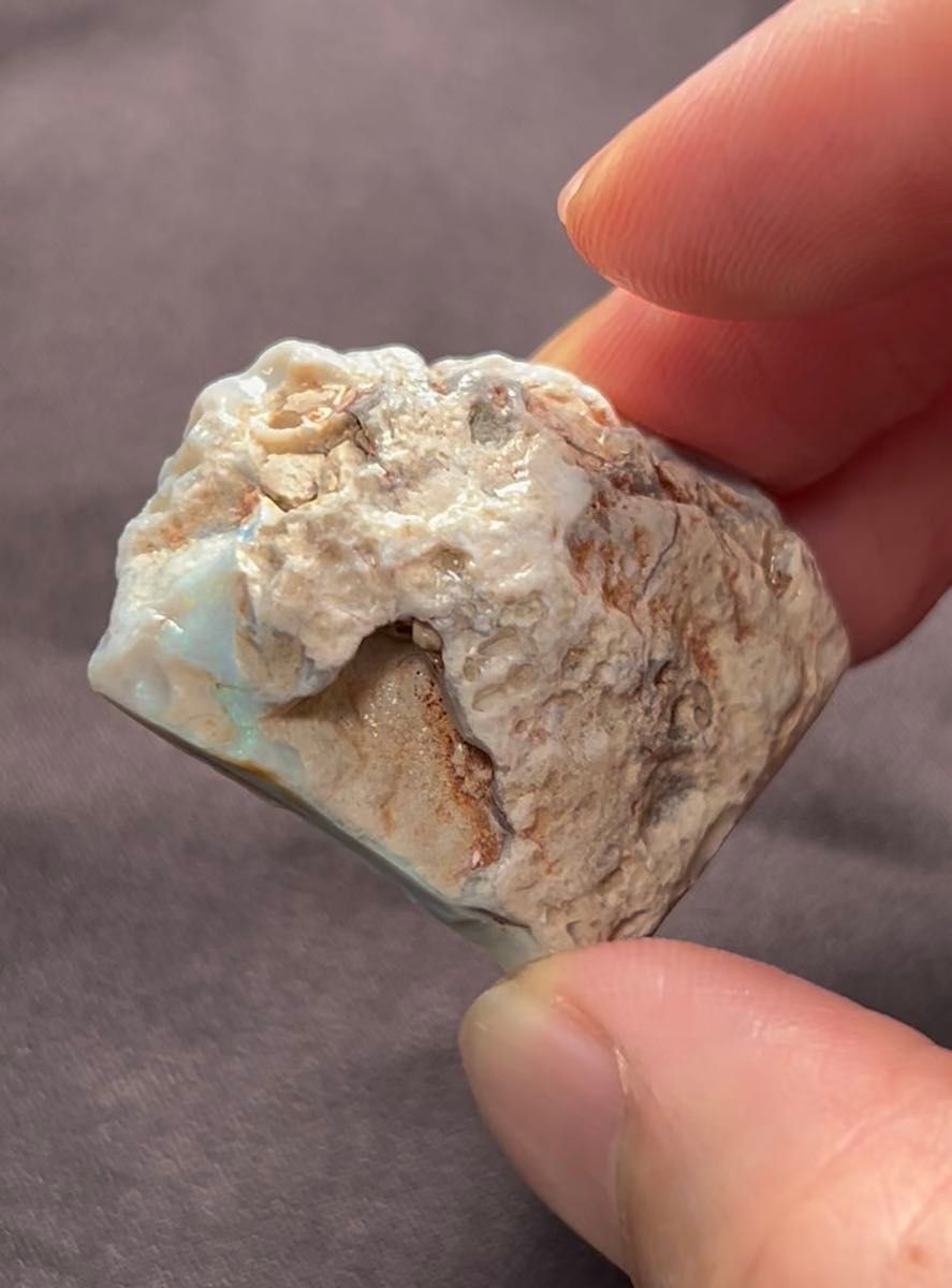 83ct ライトニングリッジ オパール 原石 天然石