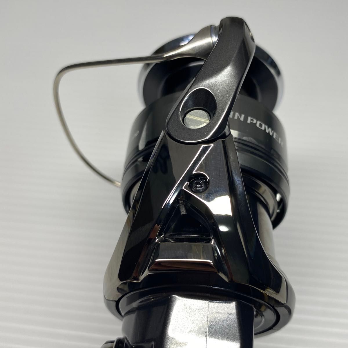 シマノ 24 ツインパワー 4000PG SHIMANO TWINPOWER スピニング シマノ 24 ツインパワー 4000PG SHIMANO TWINPOWER スピニング