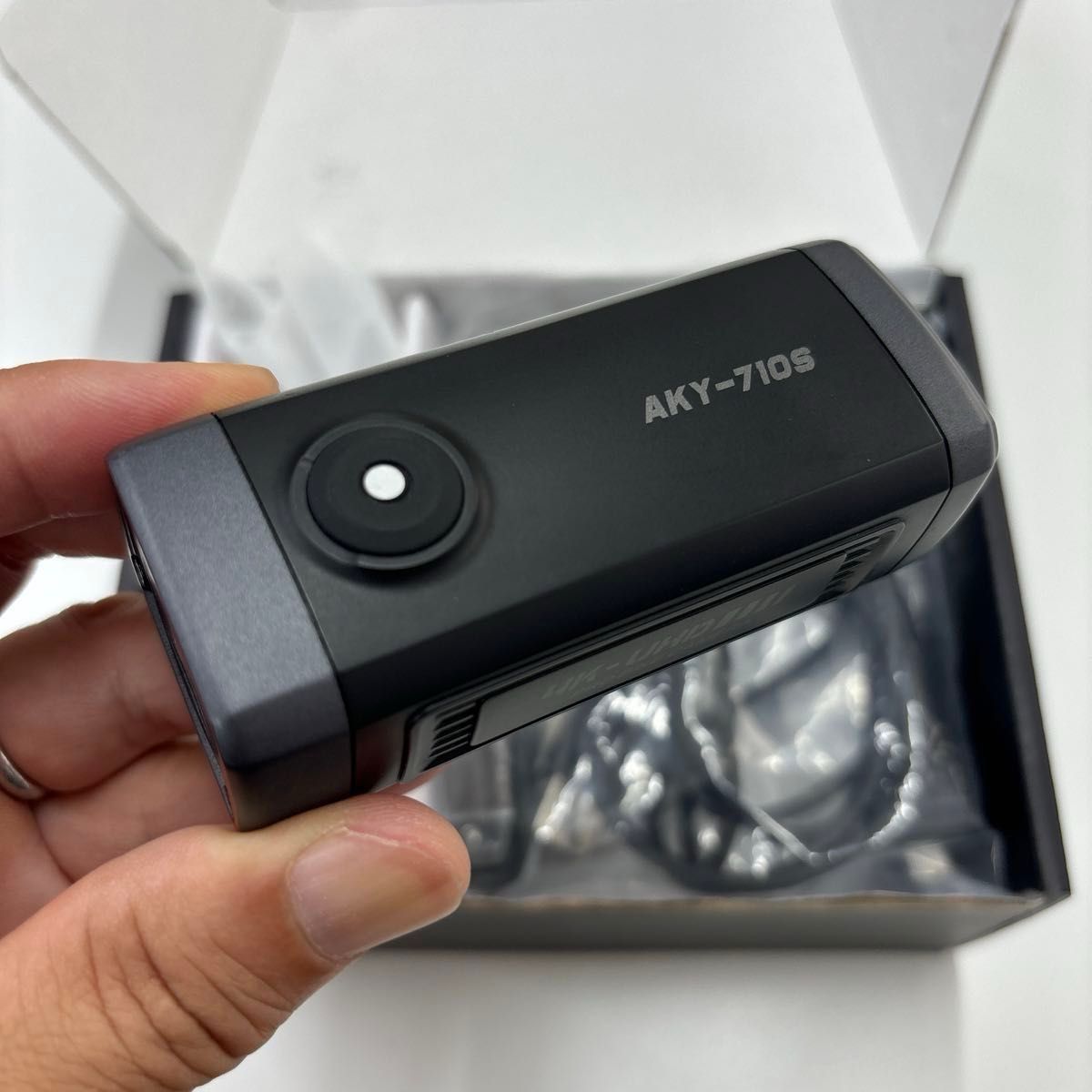 AKEEYO バイクドライブレコーダー 4K UHD 28fps/2K 55fps64GBカード 配線不要 AKY-710S AKEEYO バイクドライブレコーダー 4K UHD 28fps/2K 55fps64GBカード 配線不要 AKY-710S
