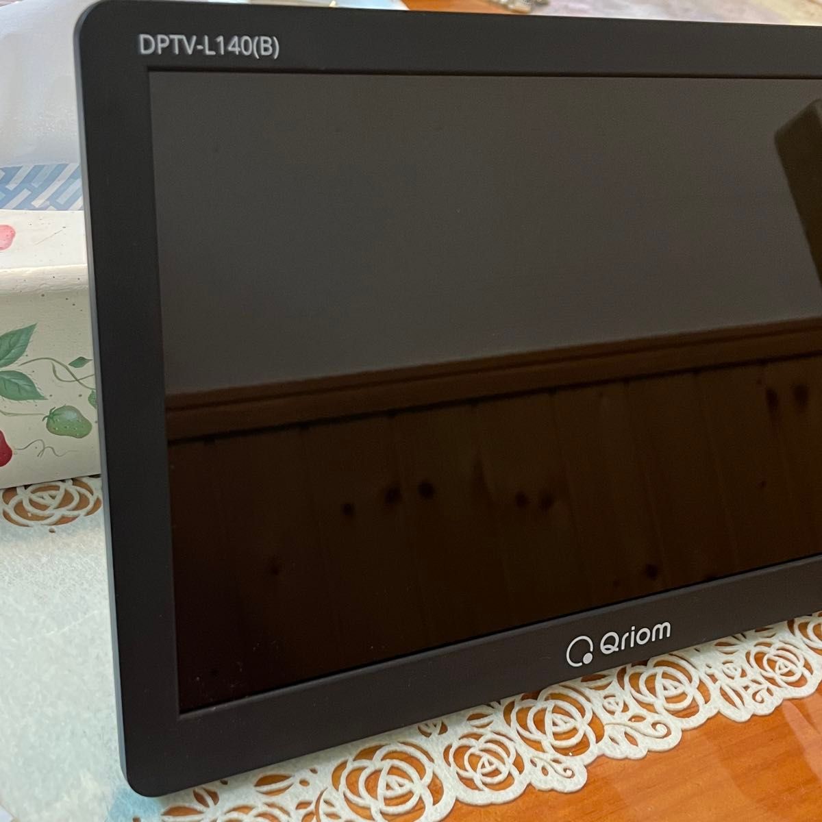 美品】山善 ポータブルテレビ 14インチ DPTV-L140(B)｜Yahoo