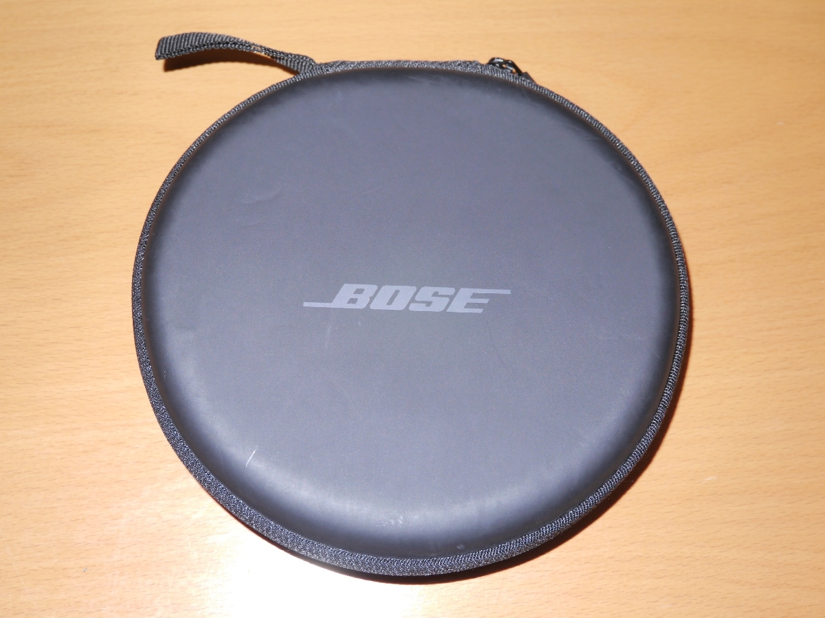 【中古】BOSE QC30　純正 イヤホン キャリングケース ジッパー 収納ケース ポーチ イヤフォンケース QuietComfort_画像1