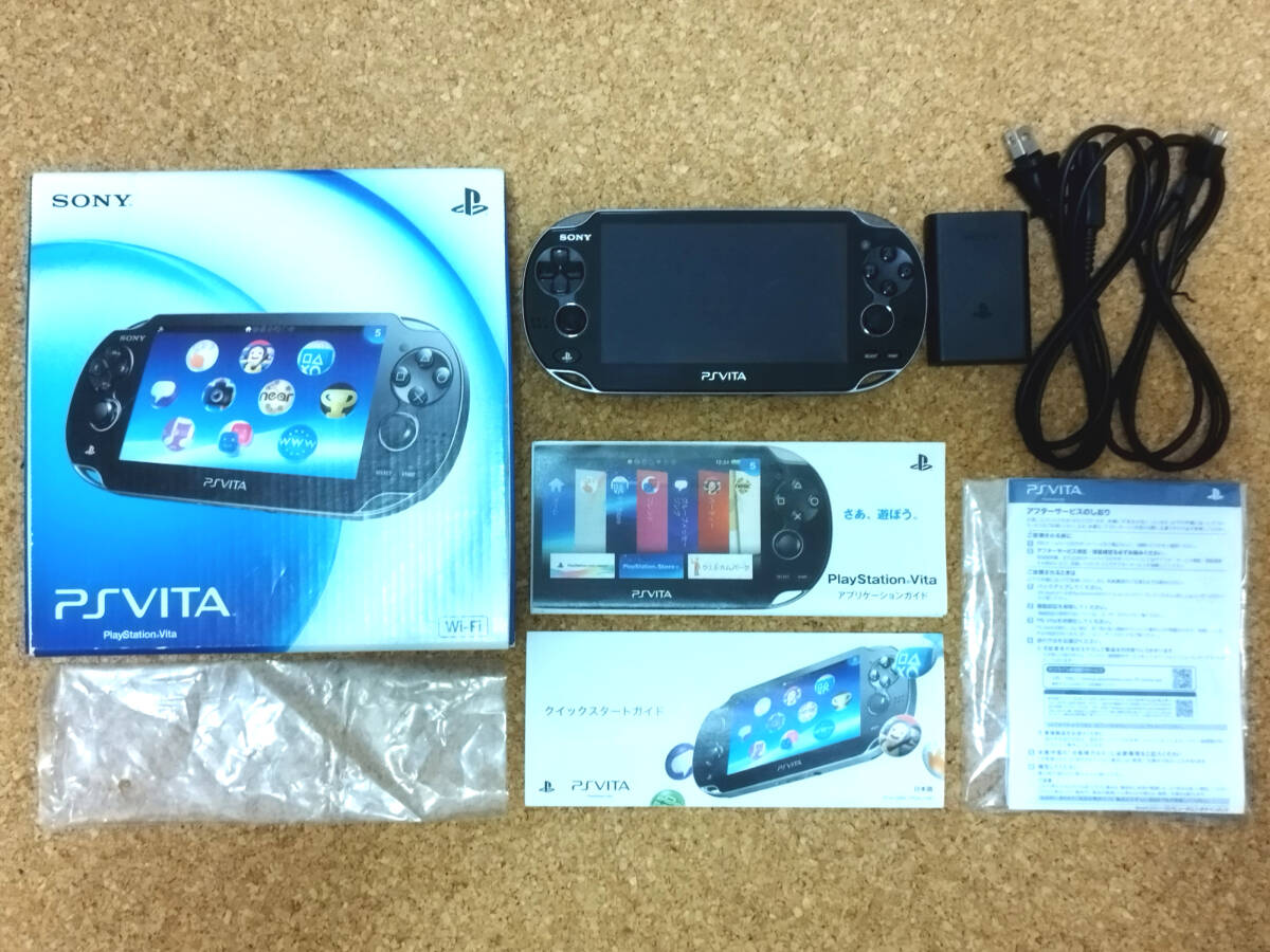 美品 完品【メモリーカード8GB付属】 PS Vita PCH-1000 本体 美品 完品【メモリーカード8GB付属】 PS Vita PCH-1000 本体