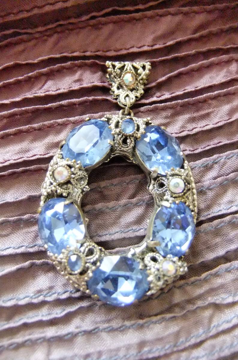  Britain buy : blue, Aurora color stone. fili Gree pendant top 