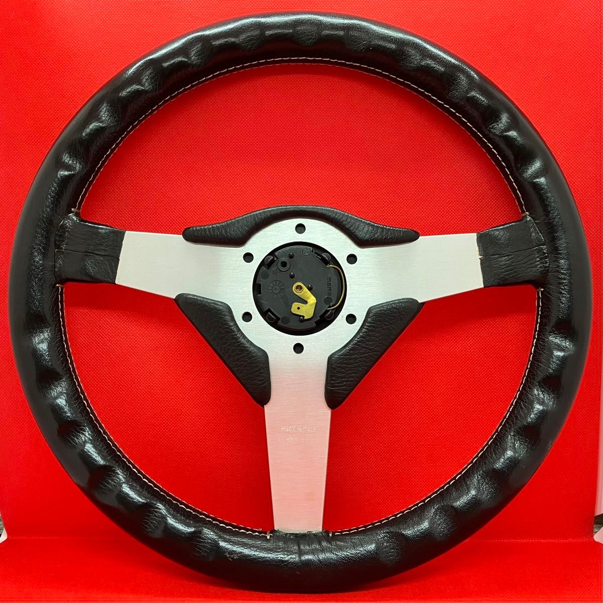 AE86 トレノ LEVIN momo 35パイ madein ITALY TYP v35 kBA AE86 トレノ LEVIN momo 35パイ madein ITALY TYP v35 kBA