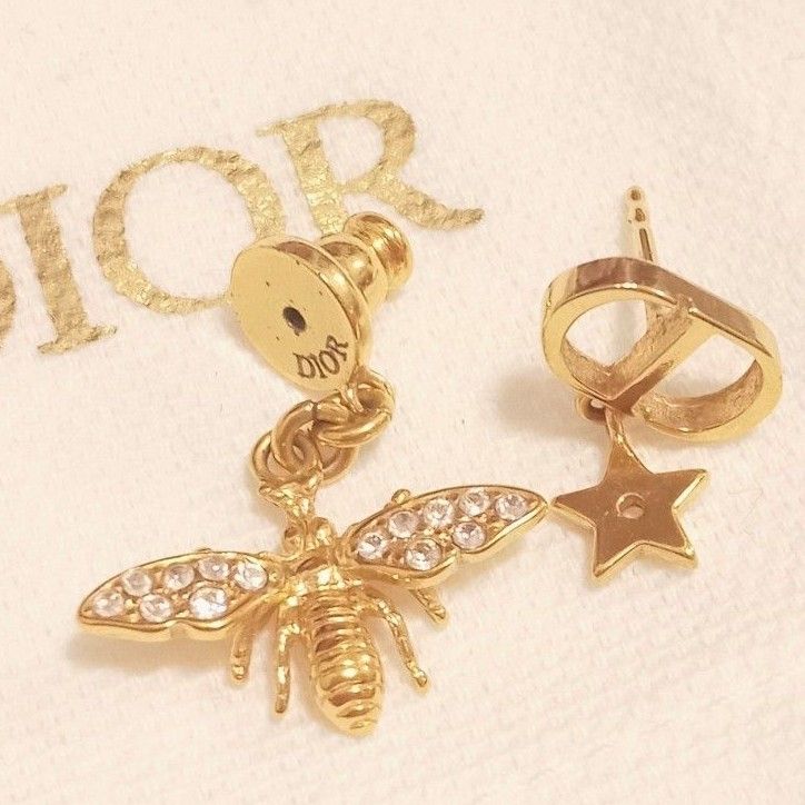 完売 人気 Dior ピアス ディオール 星 ゴールド 雑貨 小物 お得 完売 人気 Dior ピアス ディオール 星 ゴールド 雑貨 小物 お得