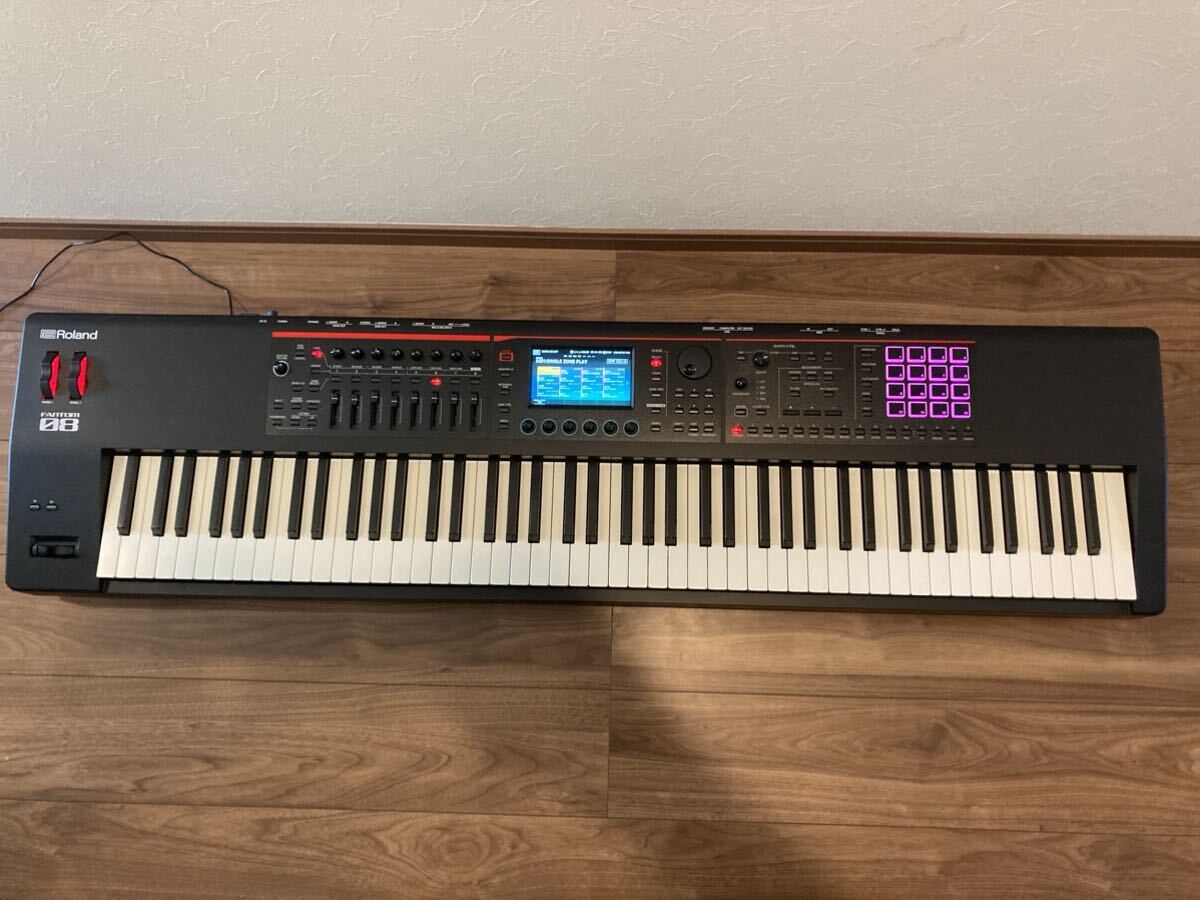 Yahoo!オークション - Roland Fantom08 88鍵盤シンセサイザー Yahoo!オークション - Roland Fantom08 88鍵盤シンセサイザー