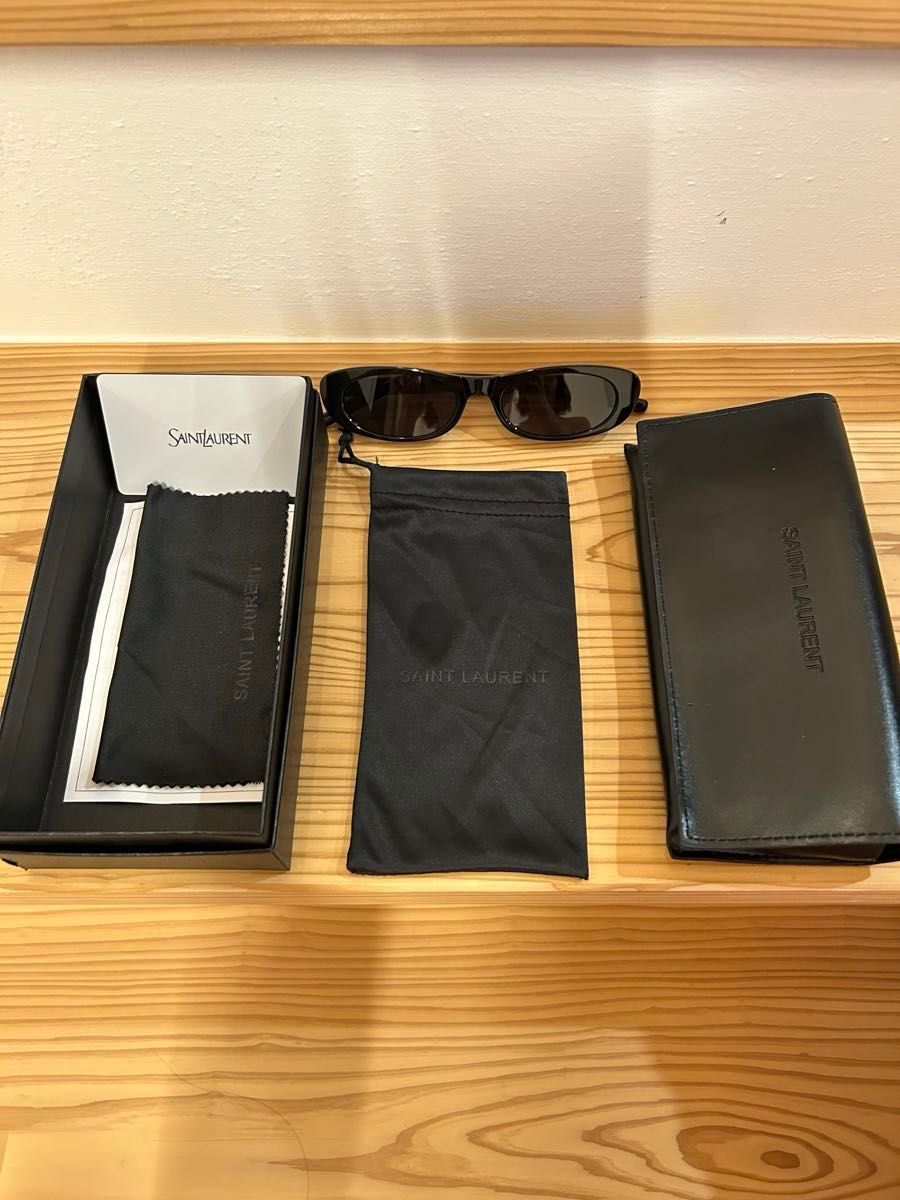 Saint Laurent SL557 SHADEサングラス 常田大希着用|Yahoo Saint Laurent SL557 SHADEサングラス 常田大希着用|Yahoo
