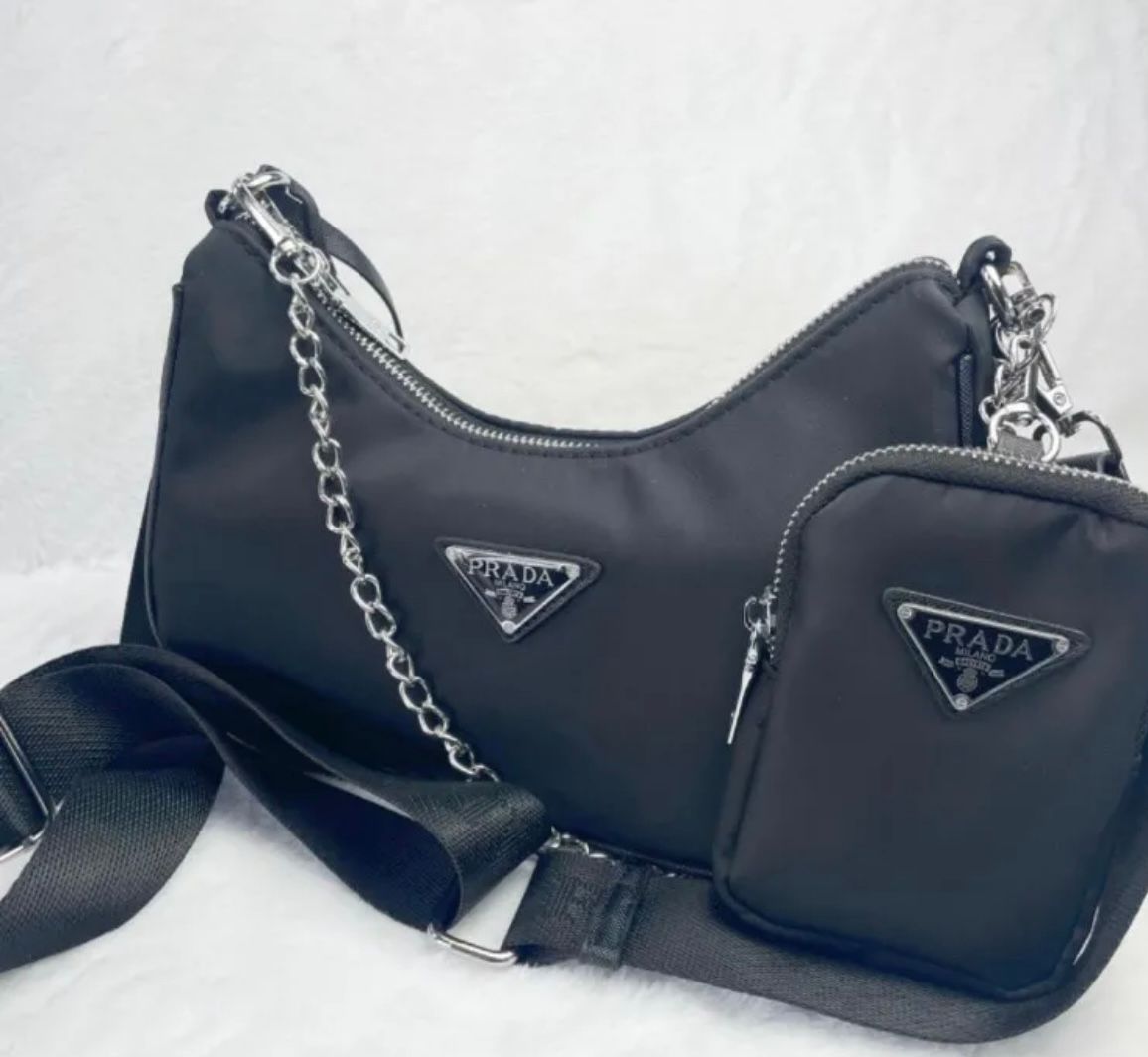 PRADA ナイロン ショルダーバッグ|Yahoo!フリマ(旧PayPayフリマ) PRADA ナイロン ショルダーバッグ|Yahoo!フリマ(旧PayPayフリマ)