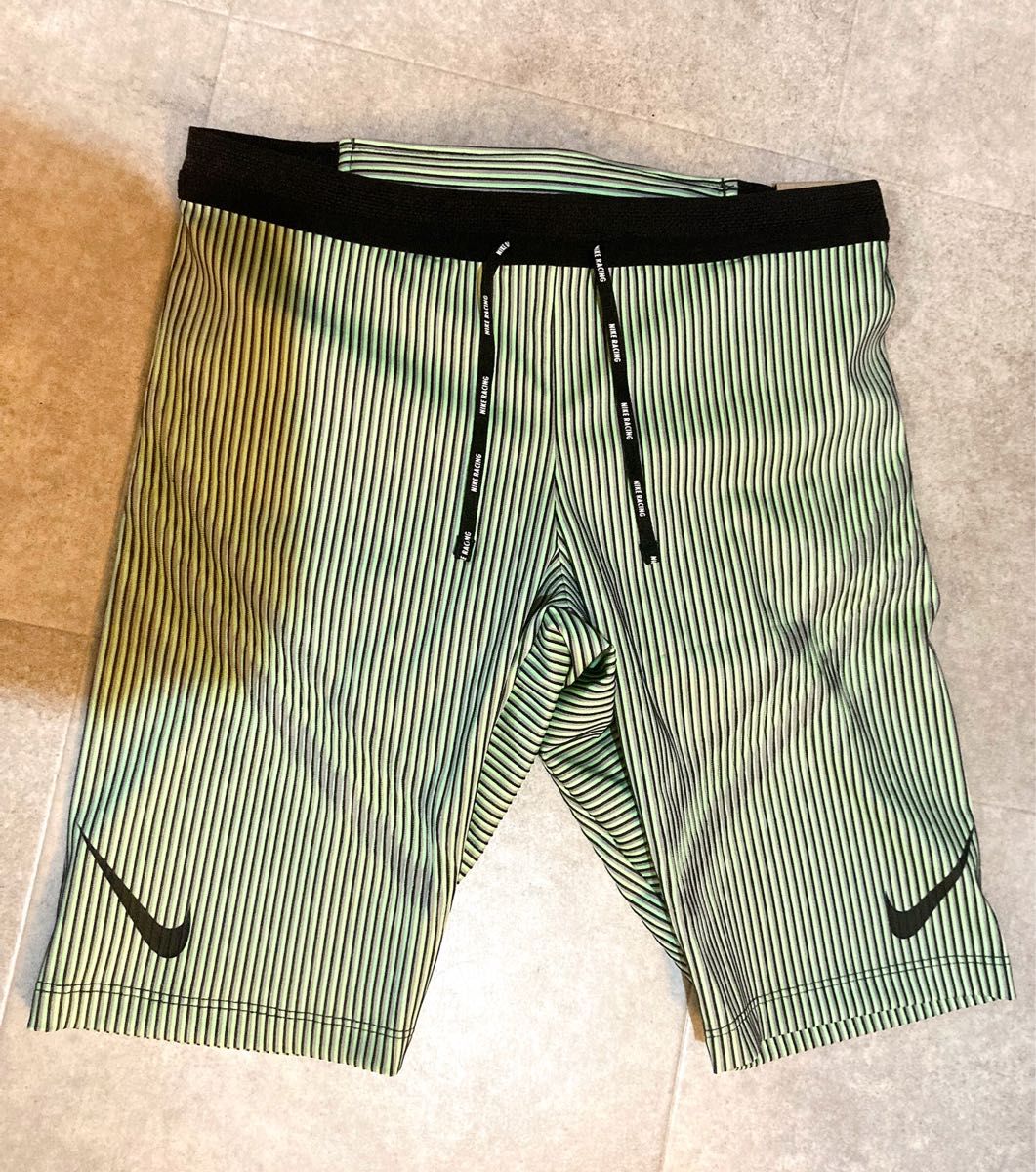 のり】 ナイキ NIKE エアロスイフト ハーフタイツ Sサイズ のり】 ナイキ NIKE エアロスイフト ハーフタイツ Sサイズ