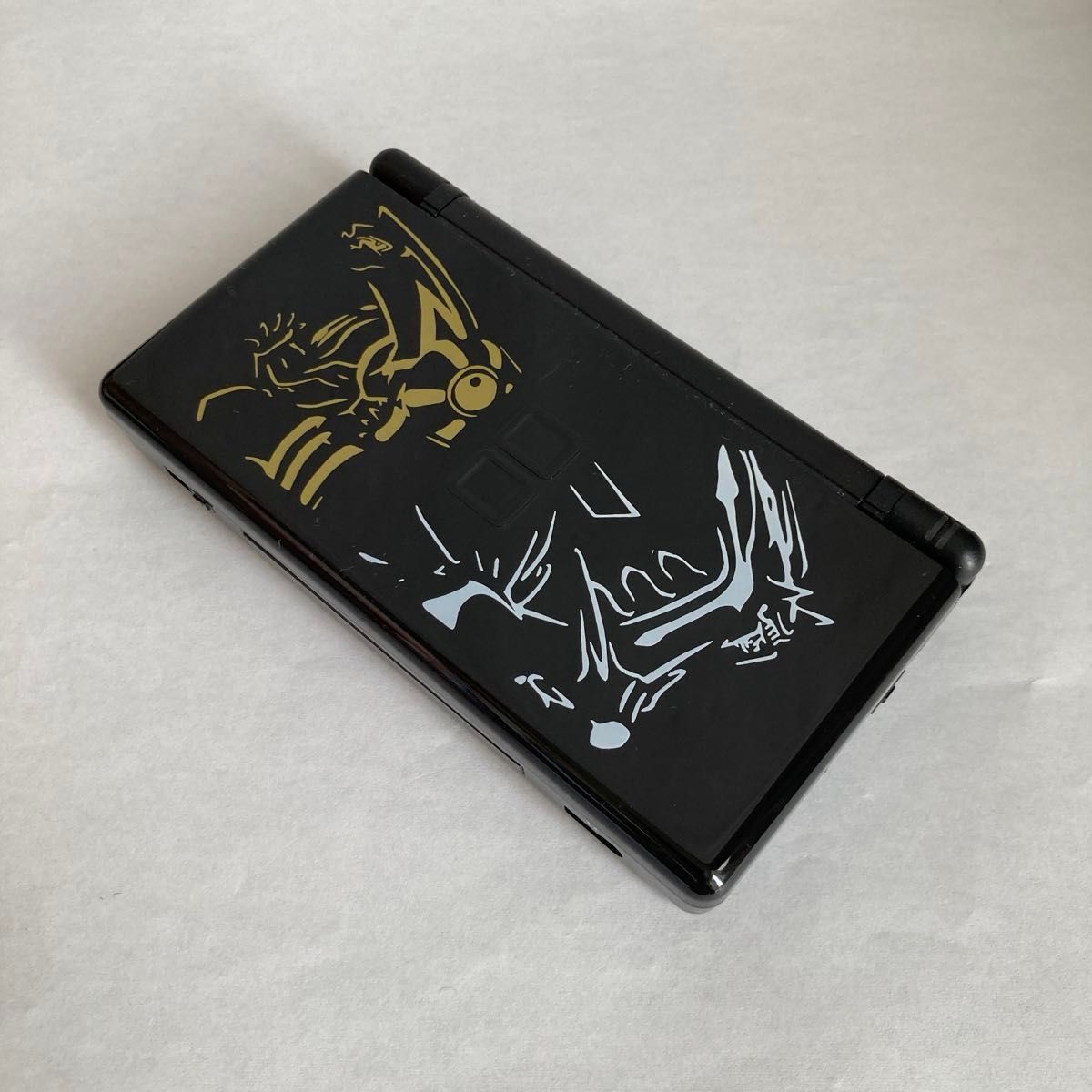 美品・完動品】 ニンテンドーDS Lite ディアルガ・パルキア 美品・完動品】 ニンテンドーDS Lite ディアルガ・パルキア