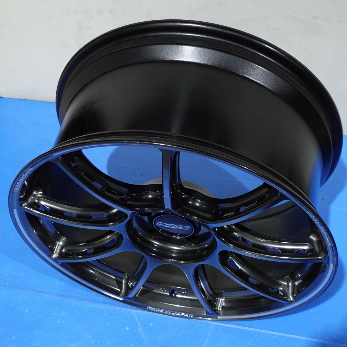 希少な廃版品 VOLK RACING GT090 9J 20インチ 新品 4本セット 希少な廃版品 VOLK RACING GT090 9J 20インチ 新品 4本セット