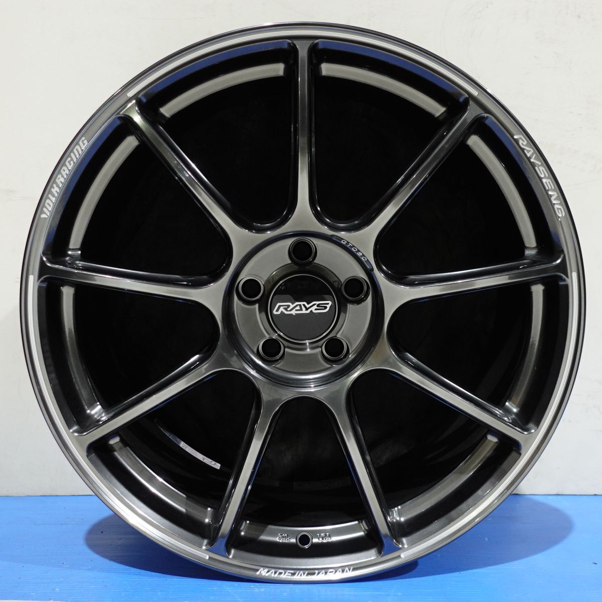希少な廃版品 VOLK RACING GT090 9J 20インチ 新品 4本セット 希少な廃版品 VOLK RACING GT090 9J 20インチ 新品 4本セット