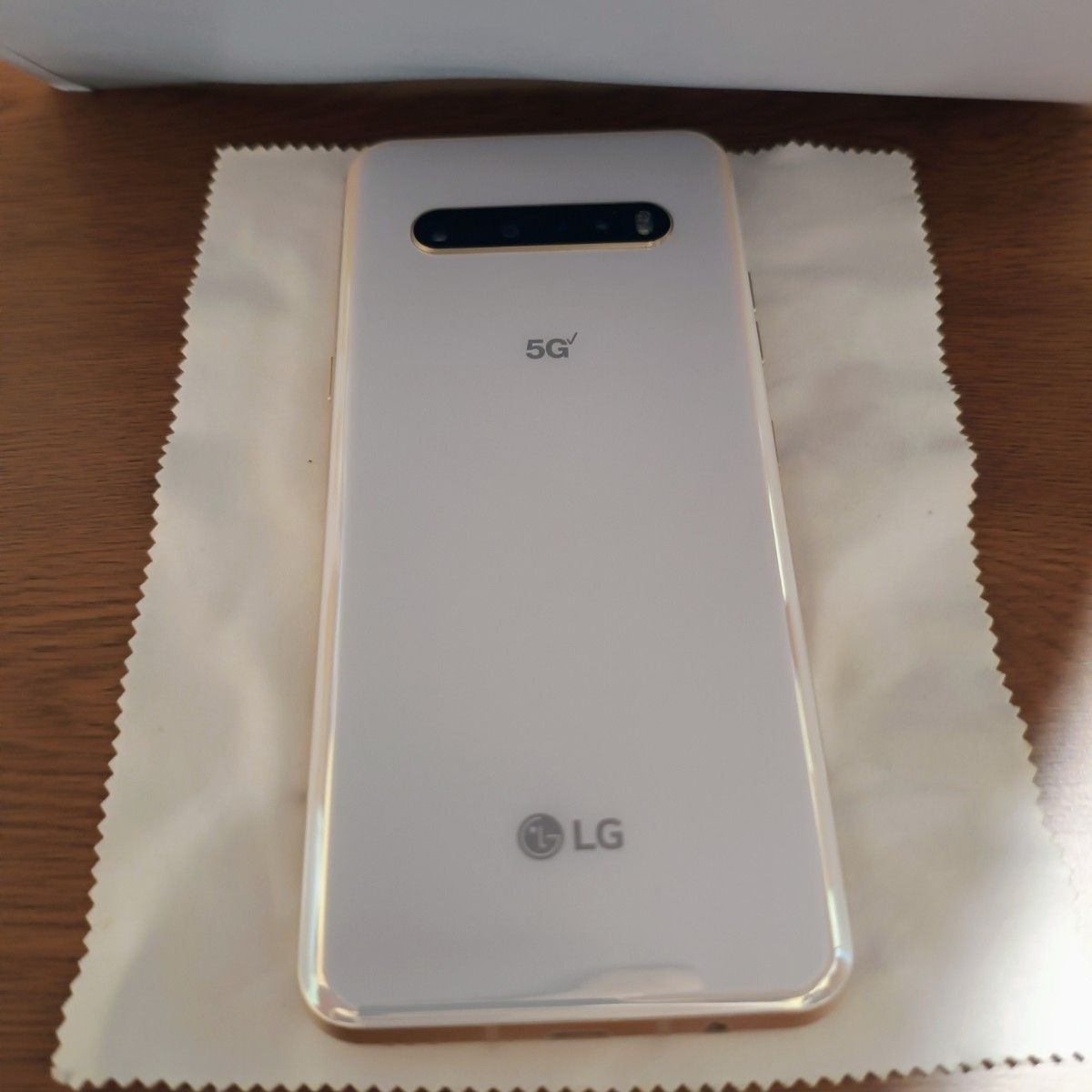 LG V60 ThinQ 5G(白) - 中古 極美品|Yahoo!フリマ(旧PayPay LG V60 ThinQ 5G(白) - 中古 極美品|Yahoo!フリマ(旧PayPay