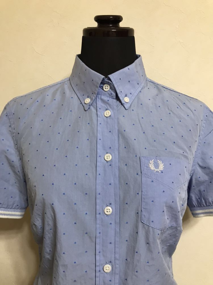 [ beautiful goods ] FRED PERRY Fred Perry lady's button down short sleeves shirt dot pattern tops UK size 8 light blue G8751