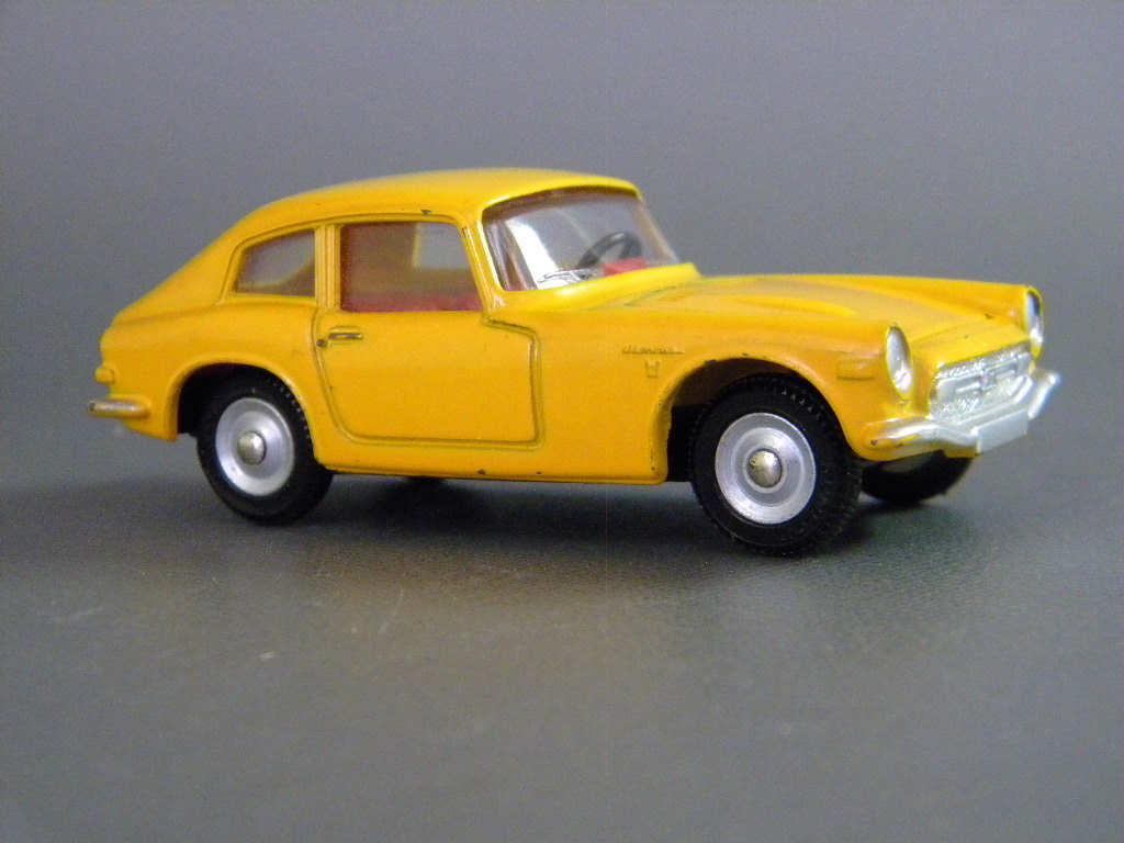  подлинная вещь 60`s **DINKY TOYS Honda HONDA S800 купе желтый!! size7.7.1/43 литье под давлением metal Honda . один .** недостача нет [ нестандартный /LP возможно ]