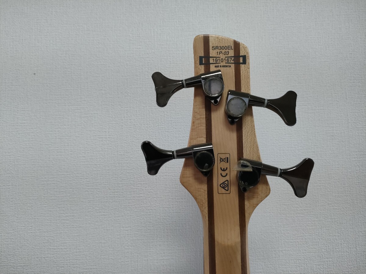 Ibanez SDGR SR 300 アイバニーズアクティブベース 左利き Ibanez SDGR SR 300 アイバニーズアクティブベース 左利き