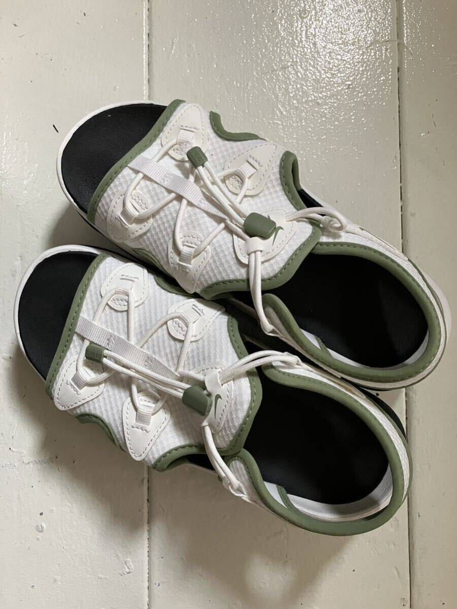 NIKE エアマックスココ サンダルTRK3 SUMMIT WHITE/OIL GREEN NIKE エアマックスココ サンダルTRK3 SUMMIT WHITE/OIL GREEN