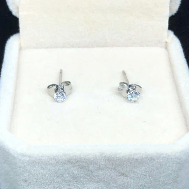新品 316l サージカルステンレス AAACZ ダイヤモンドピアス 3mm 新品 316l サージカルステンレス AAACZ ダイヤモンドピアス 3mm