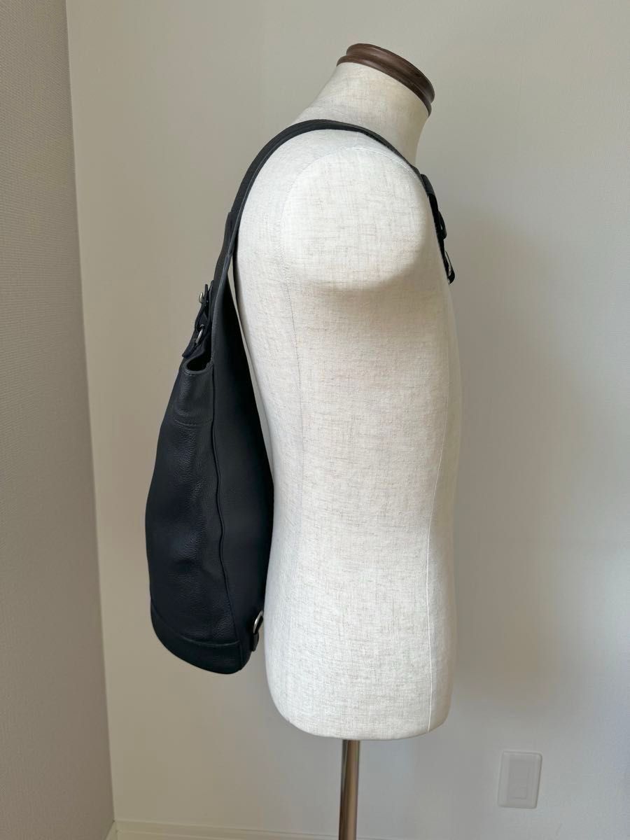 新品】シャンボール・セリエ ワンショルダー レザーバッグ 高級 新品】シャンボール・セリエ ワンショルダー レザーバッグ 高級