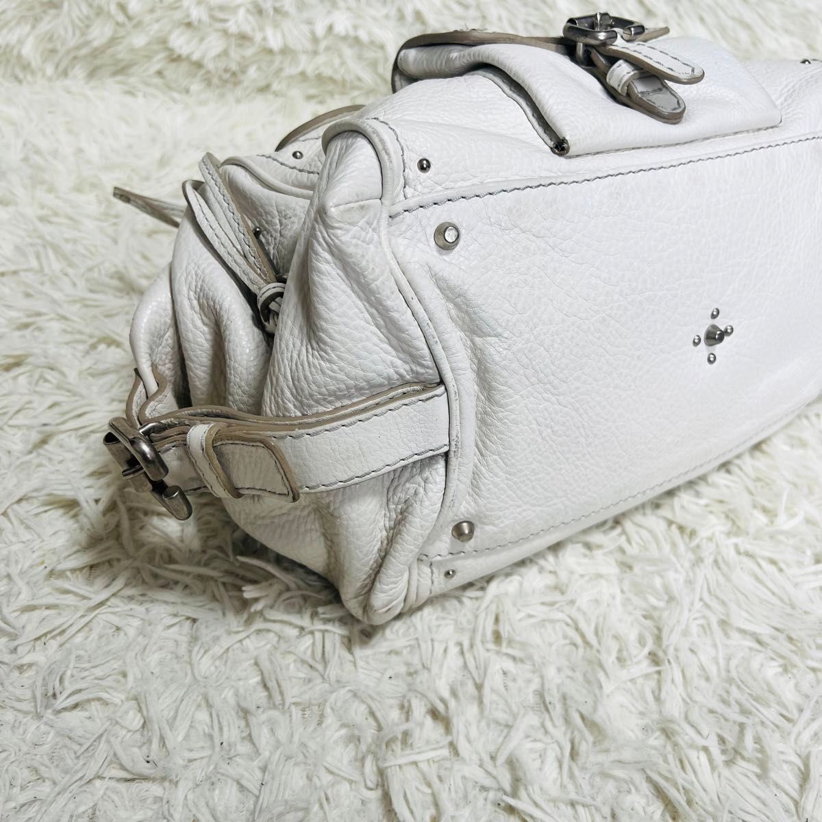 良品】Chloe クロエ パディントン ハンドバッグ 白 南京錠 良品】Chloe クロエ パディントン ハンドバッグ 白 南京錠