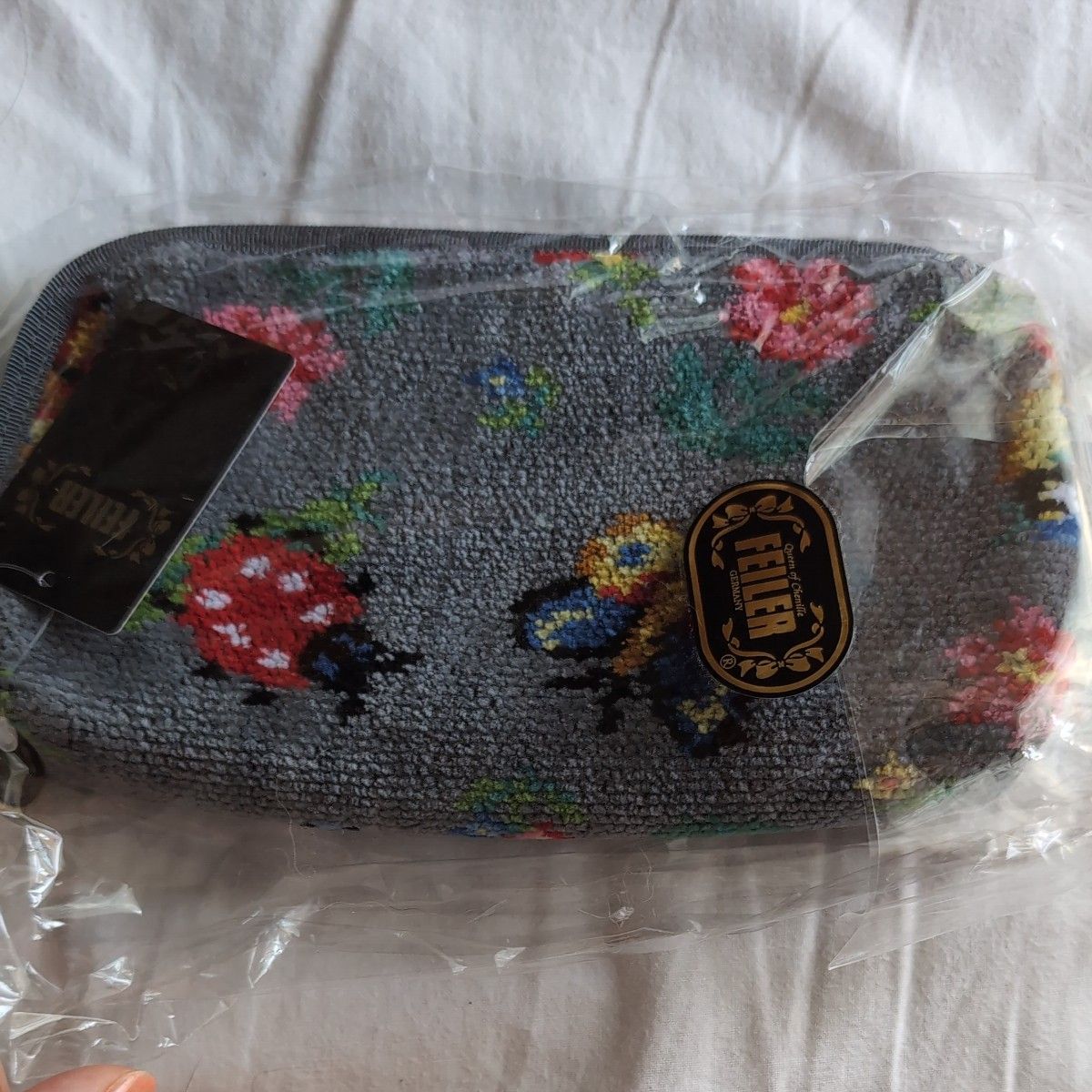 新品】フェイラー ハイジ 便利ポーチ グレー|Yahoo!フリマ(旧 新品】フェイラー ハイジ 便利ポーチ グレー|Yahoo!フリマ(旧