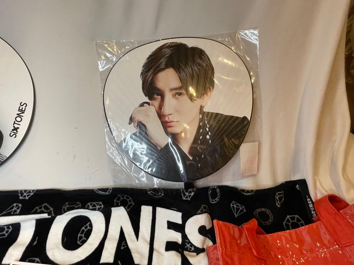 SixTONES 京本大我 グッズ まとめ売り うちわ アクリルスタンド SixTONES 京本大我 グッズ まとめ売り うちわ アクリルスタンド