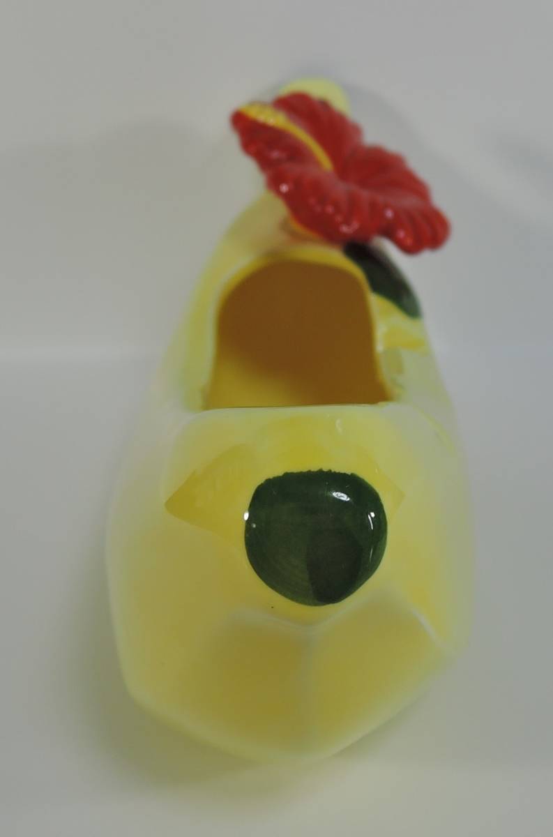 X07昭和レトロ■黄色いバナナの陶器製灰皿　ハイビスカス■_画像4
