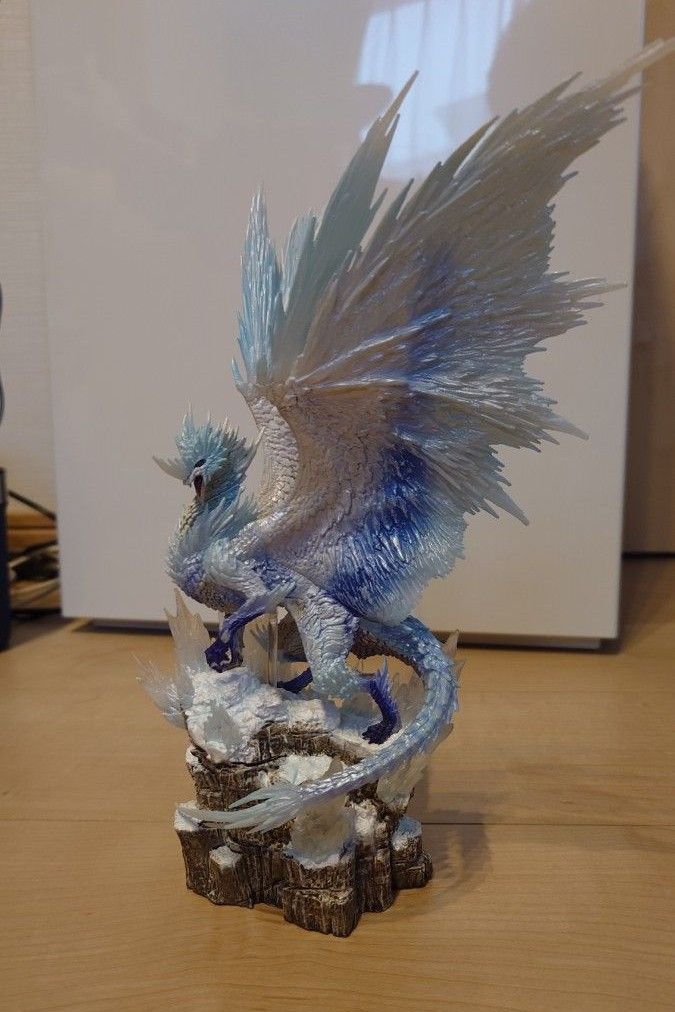 イヴェルカーナ フィギュア 【ソフトなし】モンスターハンター イヴェルカーナ フィギュア 【ソフトなし】モンスターハンター