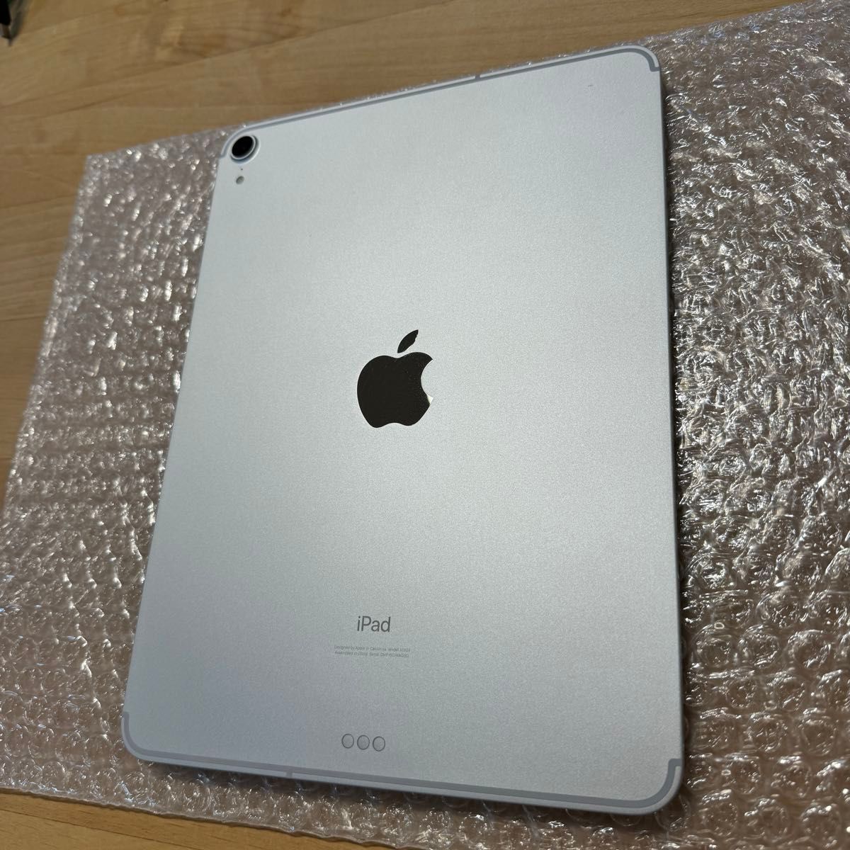 Apple iPad Pro (第1世代)11インチ 256GB Wi-Fi+Cellularモデル Apple iPad Pro (第1世代)11インチ 256GB Wi-Fi+Cellularモデル