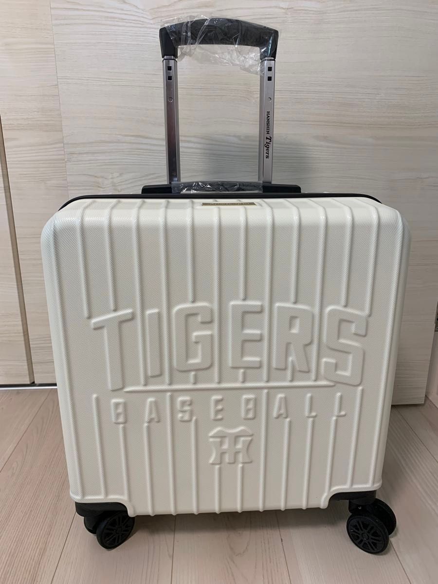 阪神タイガース 軽量スーツケース 公式ファンクラブダイヤモンド 阪神タイガース 軽量スーツケース 公式ファンクラブダイヤモンド
