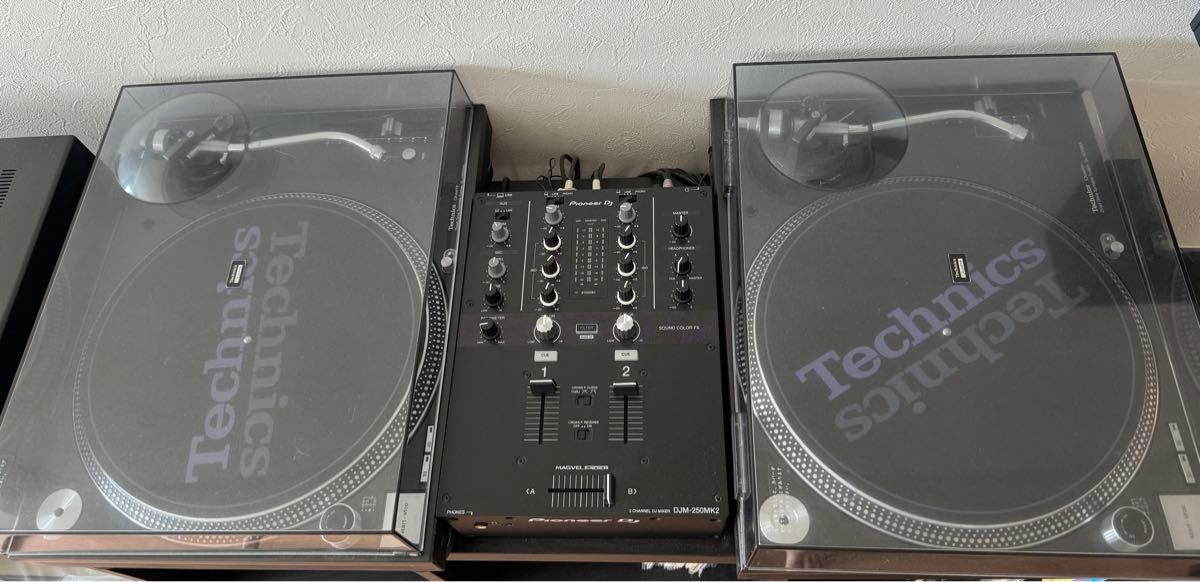Technics SL1200-MK5 2台セット ターンテーブルカバー付き 3/20まで】Technics SL1200 mk5 2台 ターンテーブル Technics