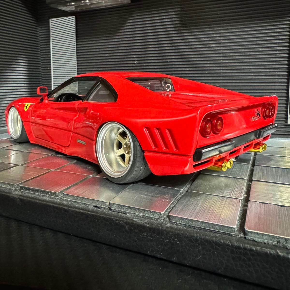 ホットウィール 1/18 フェラーリ 288GTO (カスタム仕様)|Yahoo ホットウィール 1/18 フェラーリ 288GTO (カスタム仕様)|Yahoo