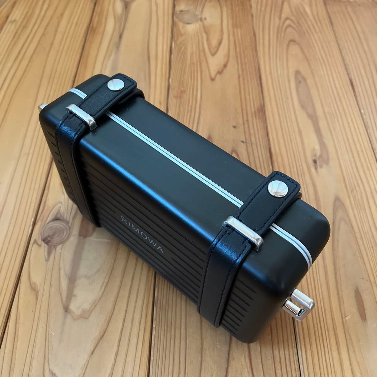 Dior Rimowa アルミニウム クロスボディバッグ ディオール Dior Rimowa アルミニウム クロスボディバッグ ディオール