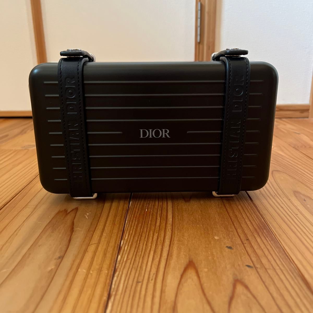 Dior Rimowa アルミニウム クロスボディバッグ ディオール Dior Rimowa アルミニウム クロスボディバッグ ディオール