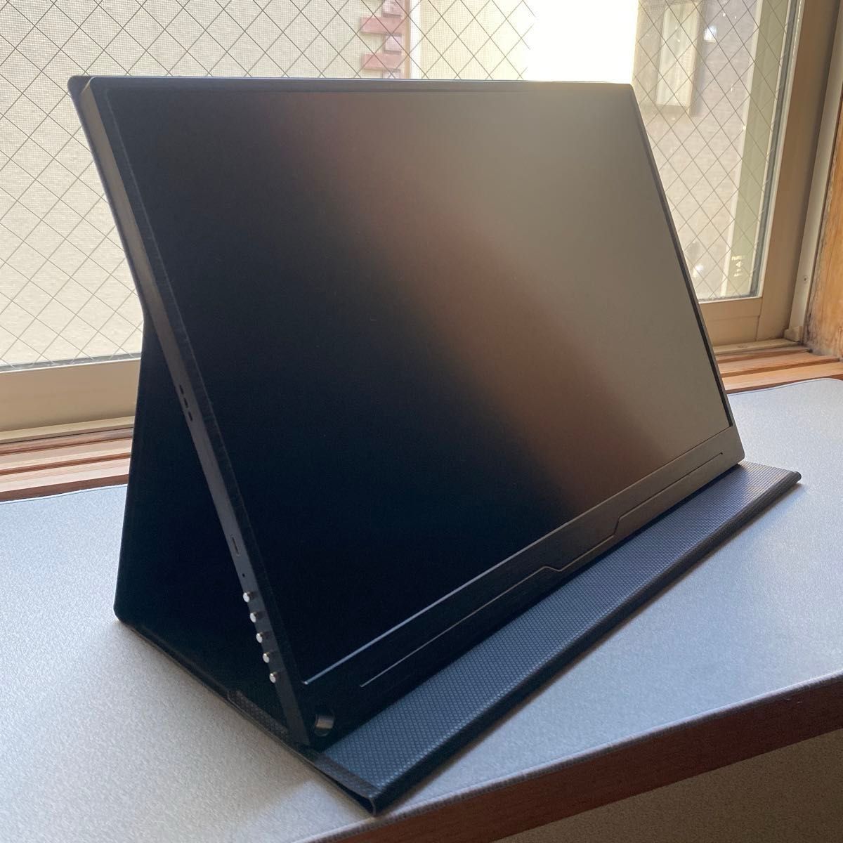 EVICIVモバイルモニター 16インチ 2K 2560×1600 IPS VESA対応 EVICIVモバイルモニター 16インチ 2K 2560×1600 IPS VESA対応
