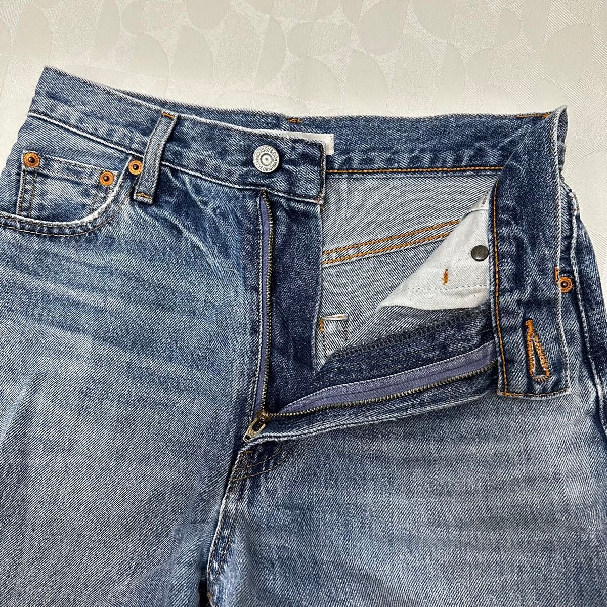 moussy マウジー ハイウエスト ストレートデニム HW STRAIGHT moussy マウジー ハイウエスト ストレートデニム HW STRAIGHT